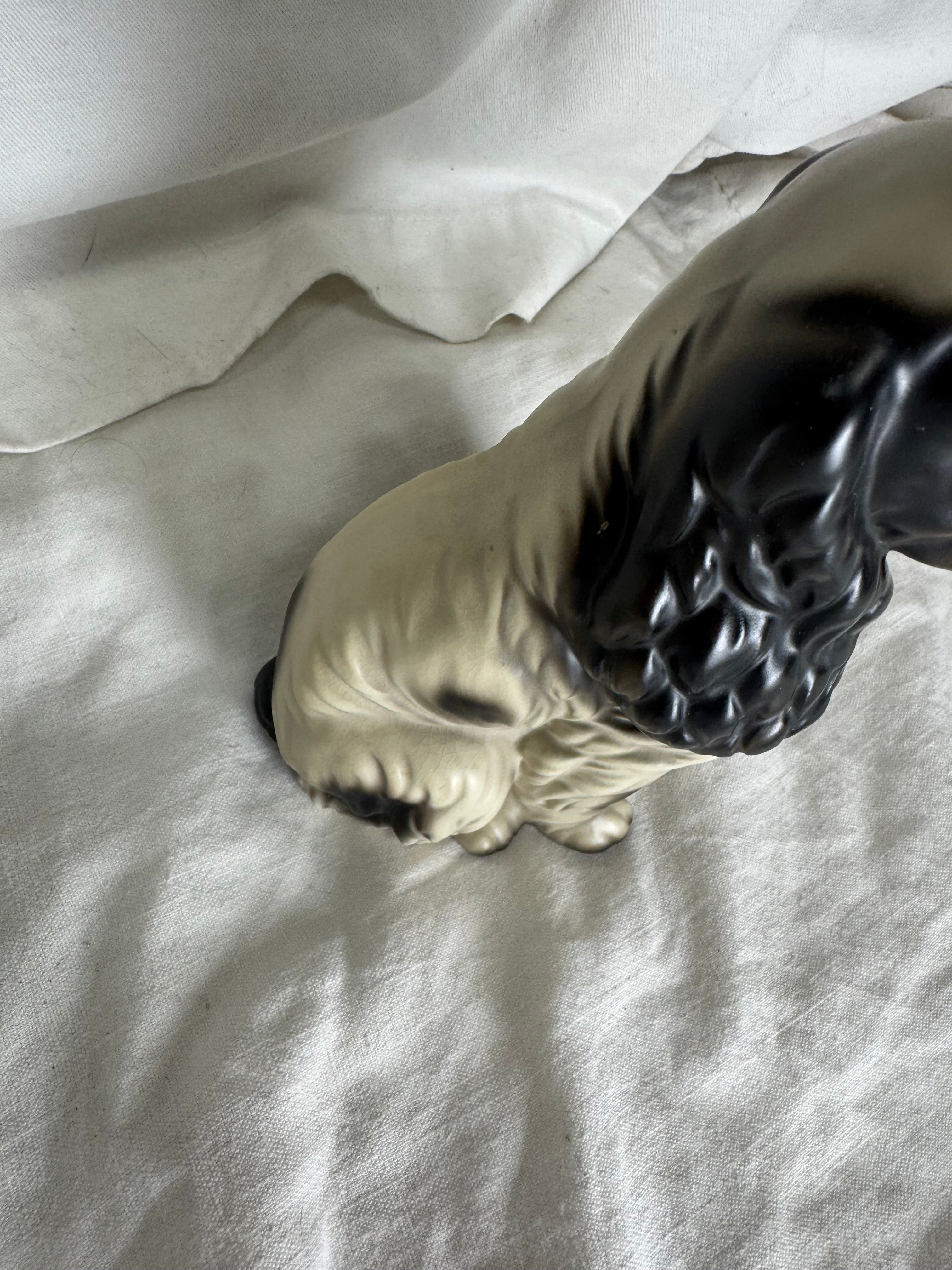 Chien en céramique