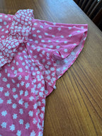 Blouse courte à fleurs