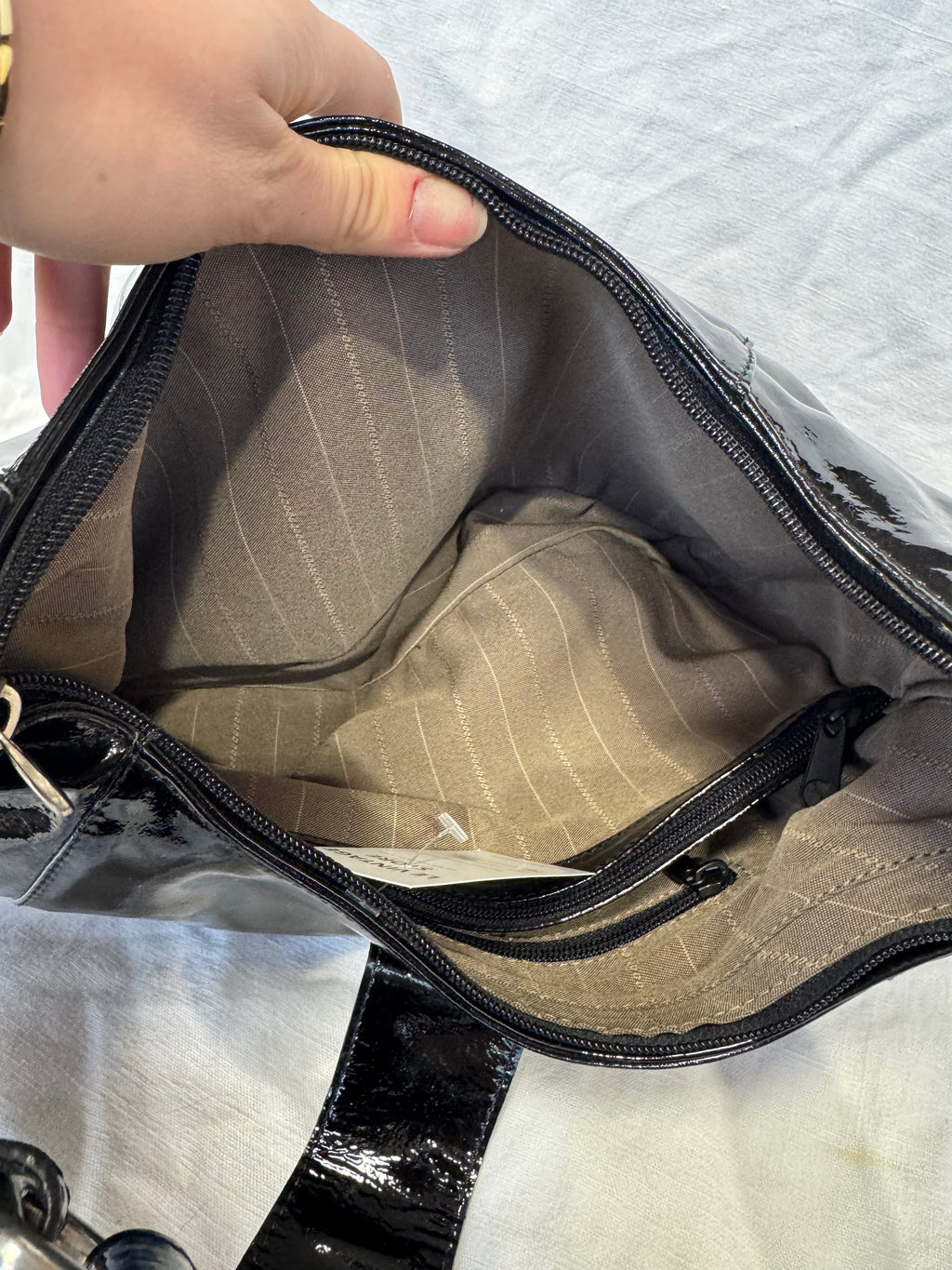 Sac à main en cuir vernis Y2K