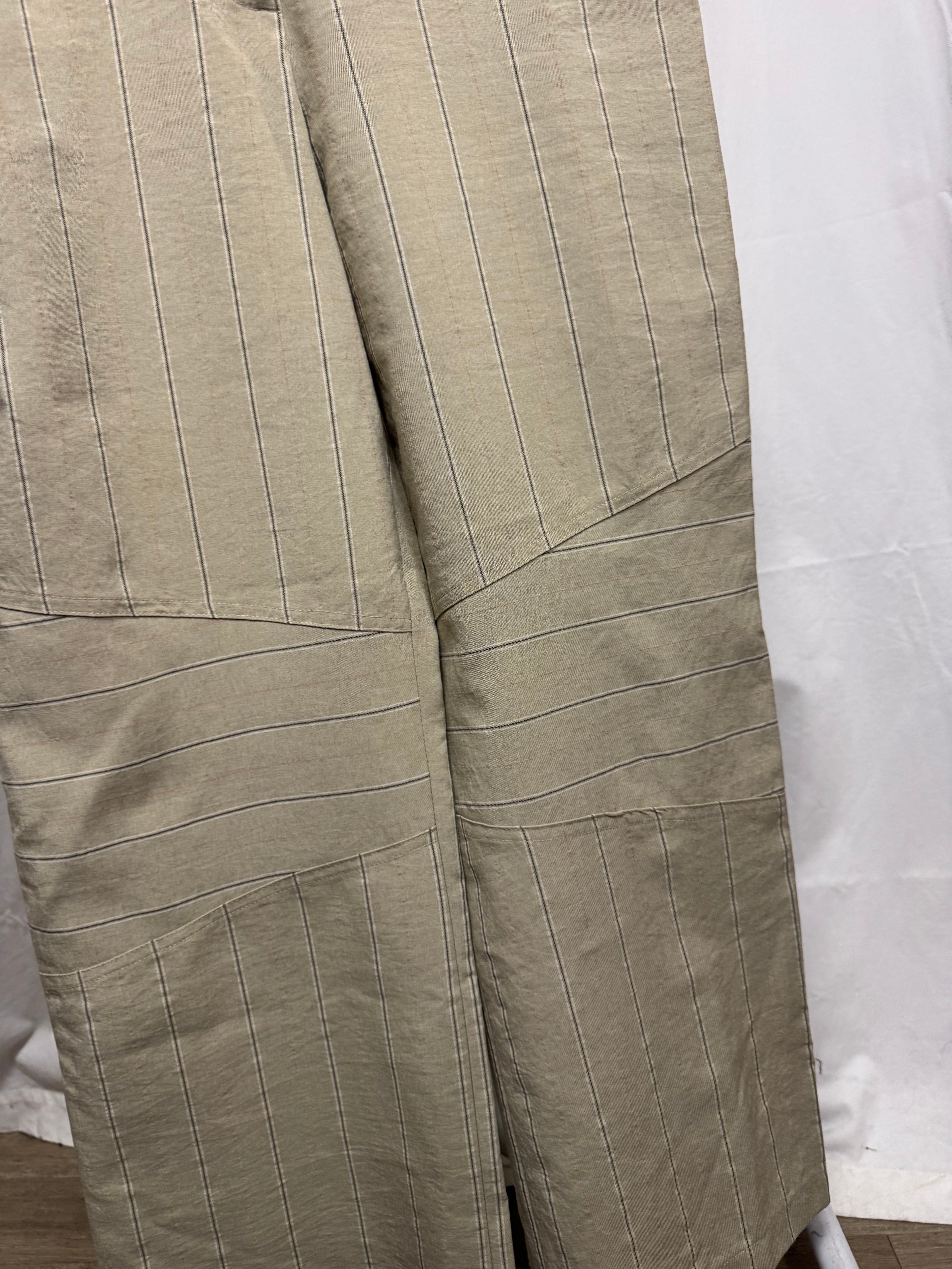 Pantalon beige à rayures