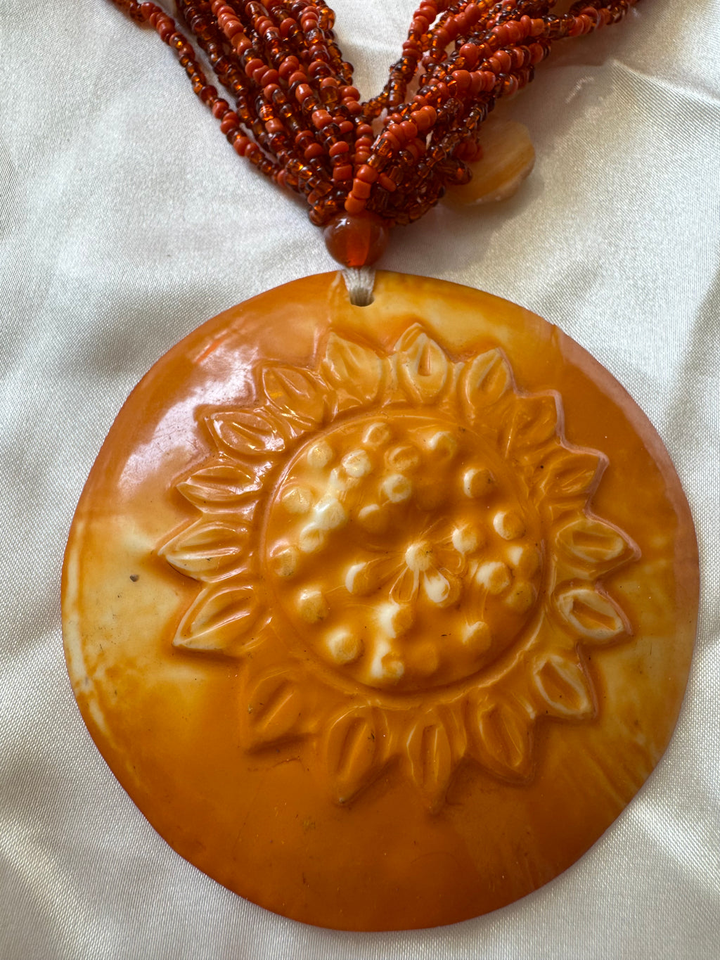 Collier orange 90s