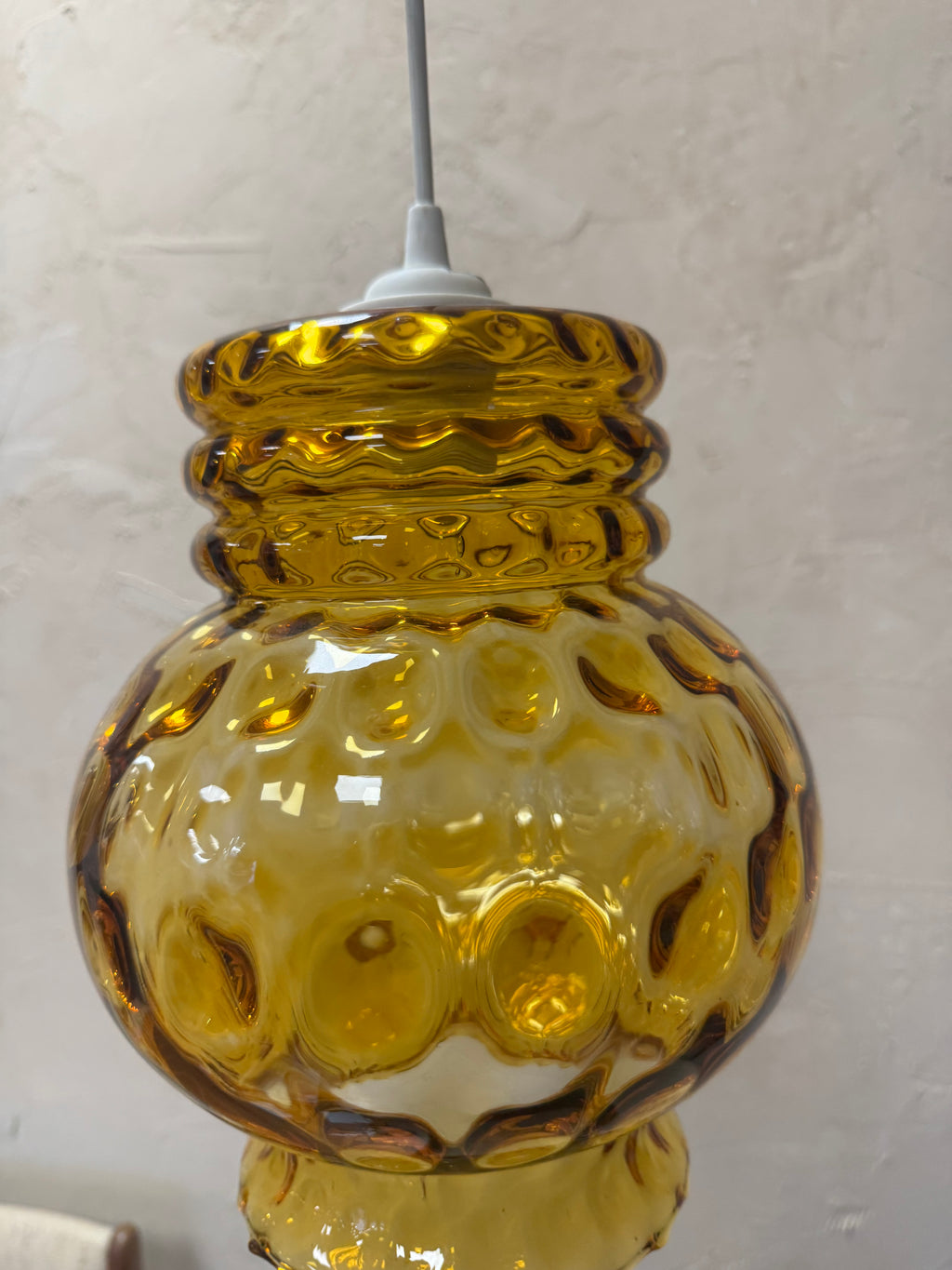 Lustre en verre ambré 70s