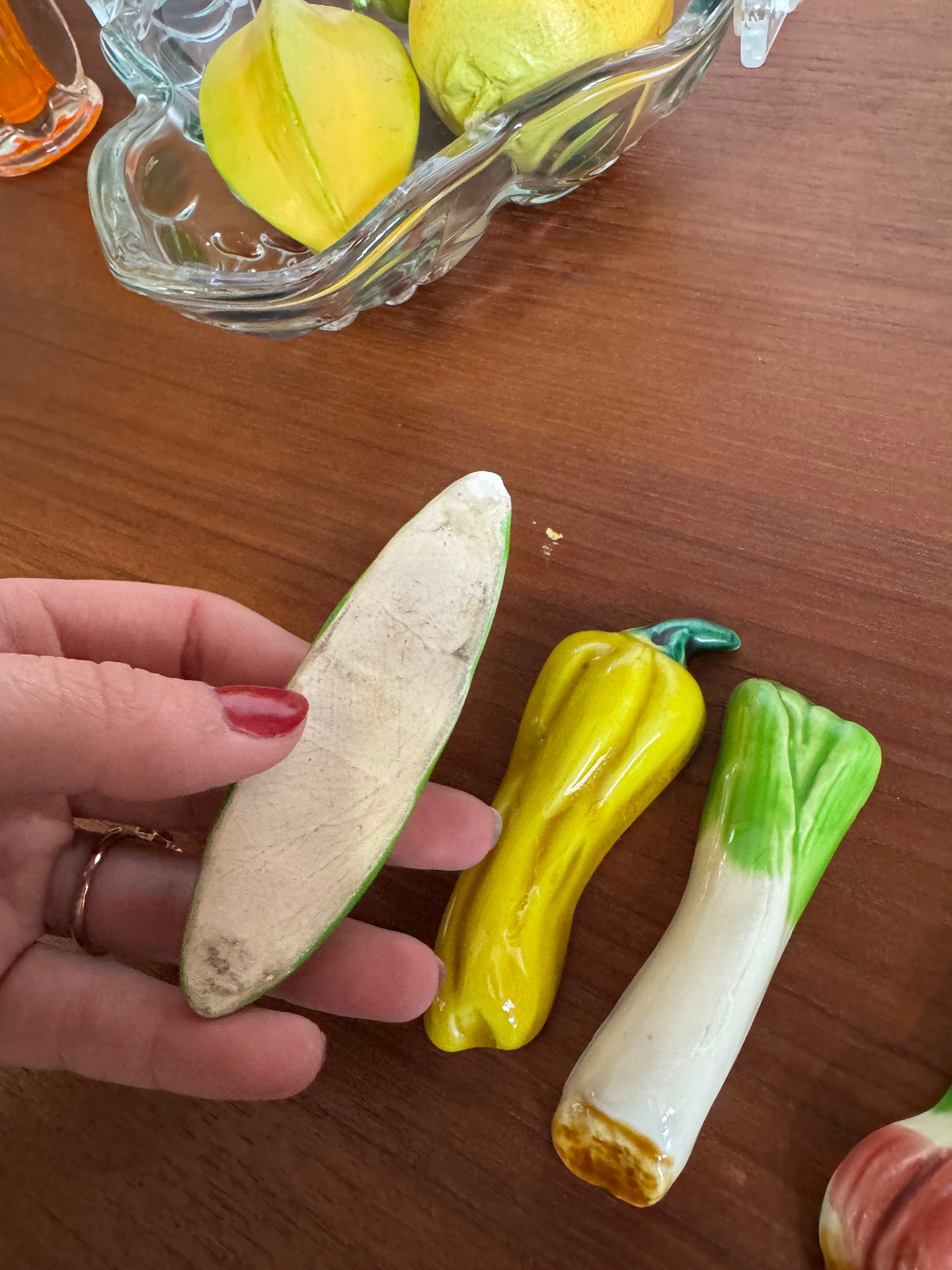 Porte couteau en barbotine