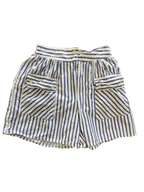 Short à rayures
