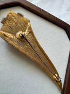 Broche métal doré