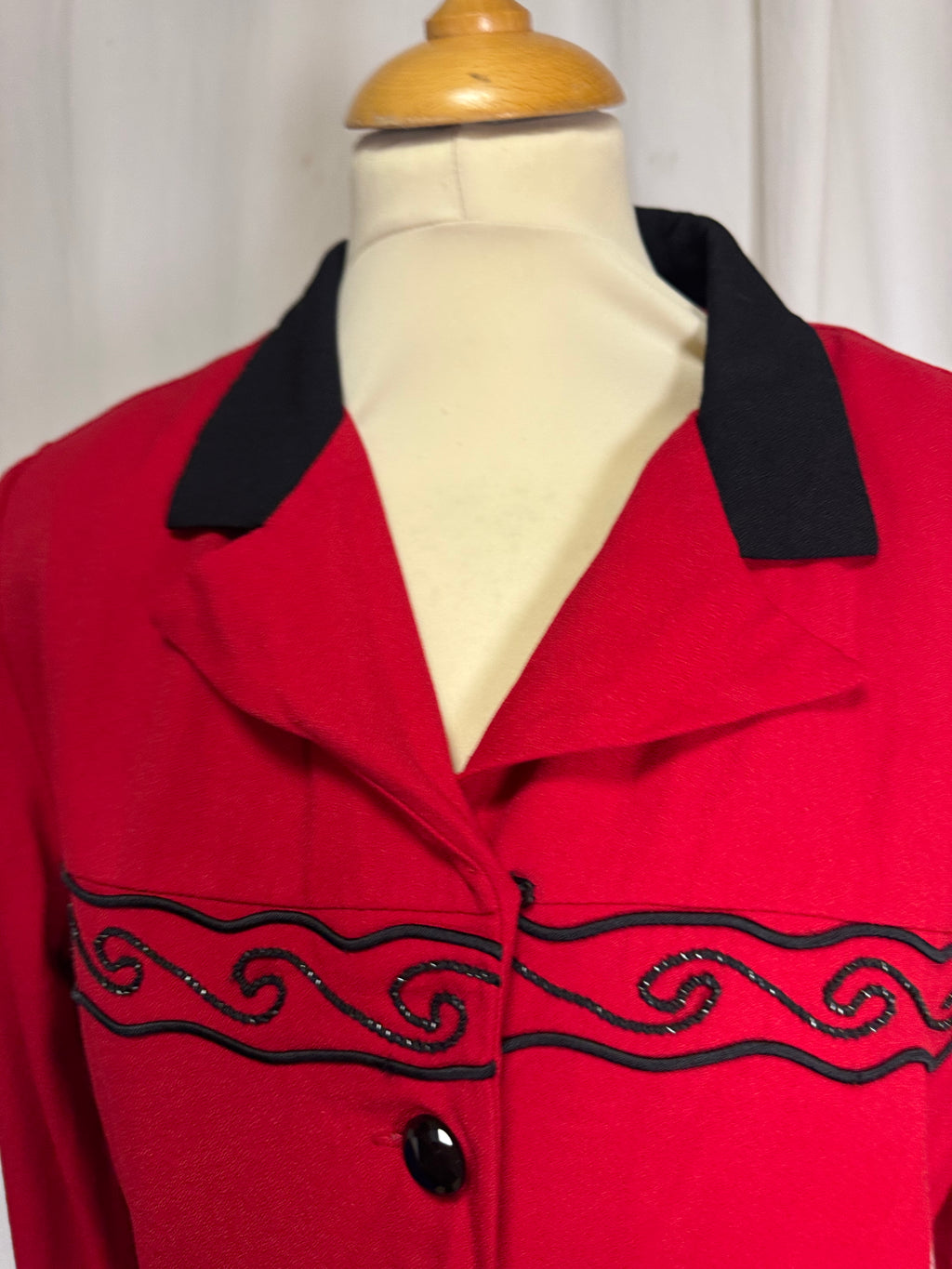 Chemise brodée rouge