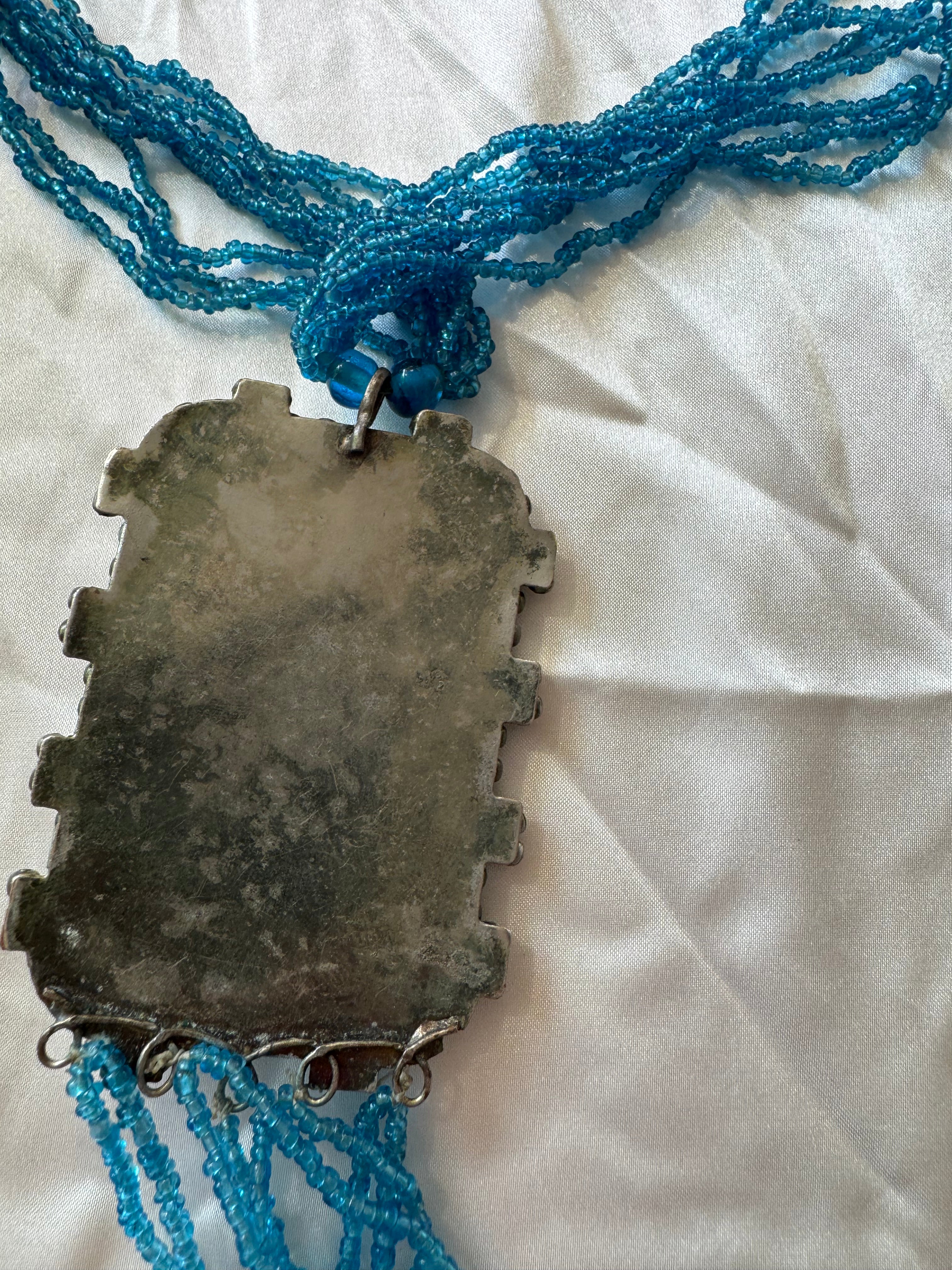 Collier bleu 90s