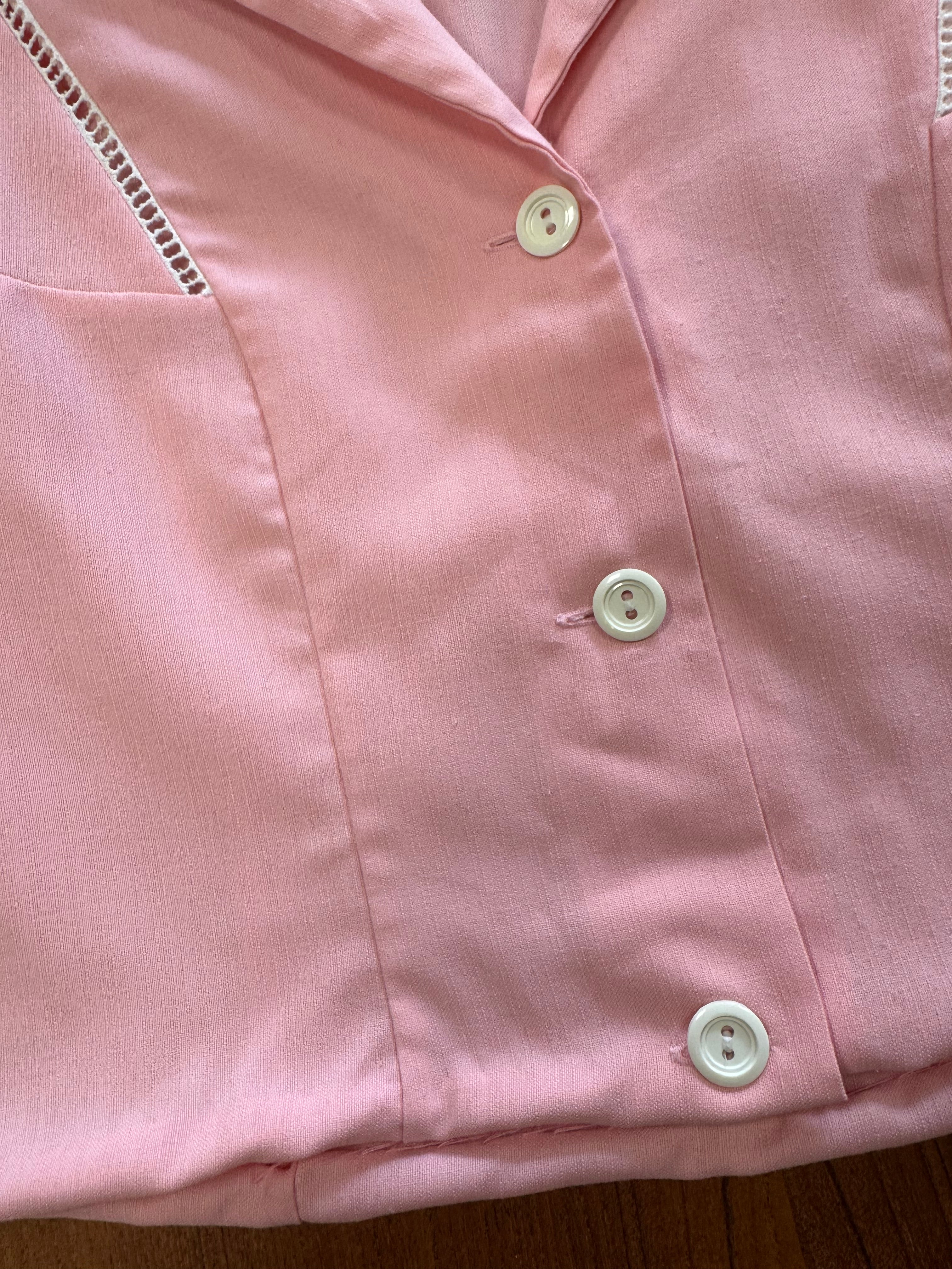 Chemise rose ajourée