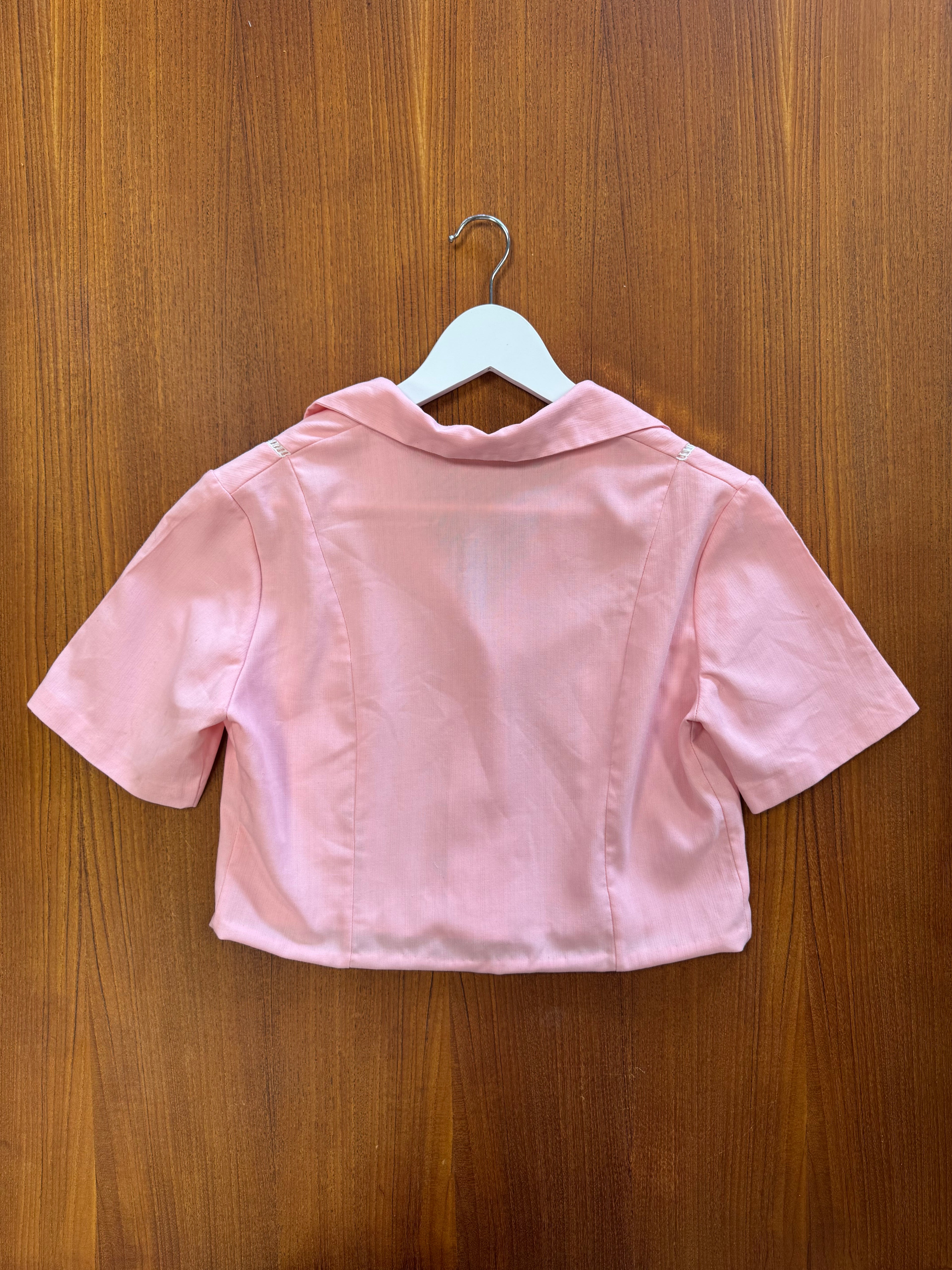 Chemise rose ajourée