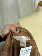 Veste marron col pointue