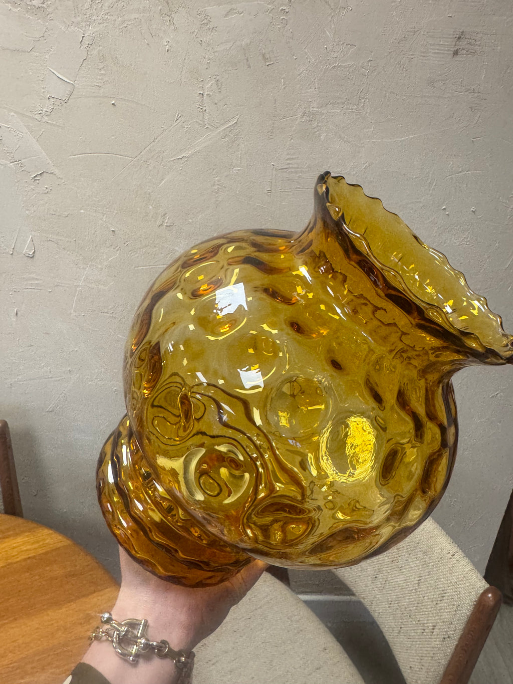 Lustre en verre ambré 70s