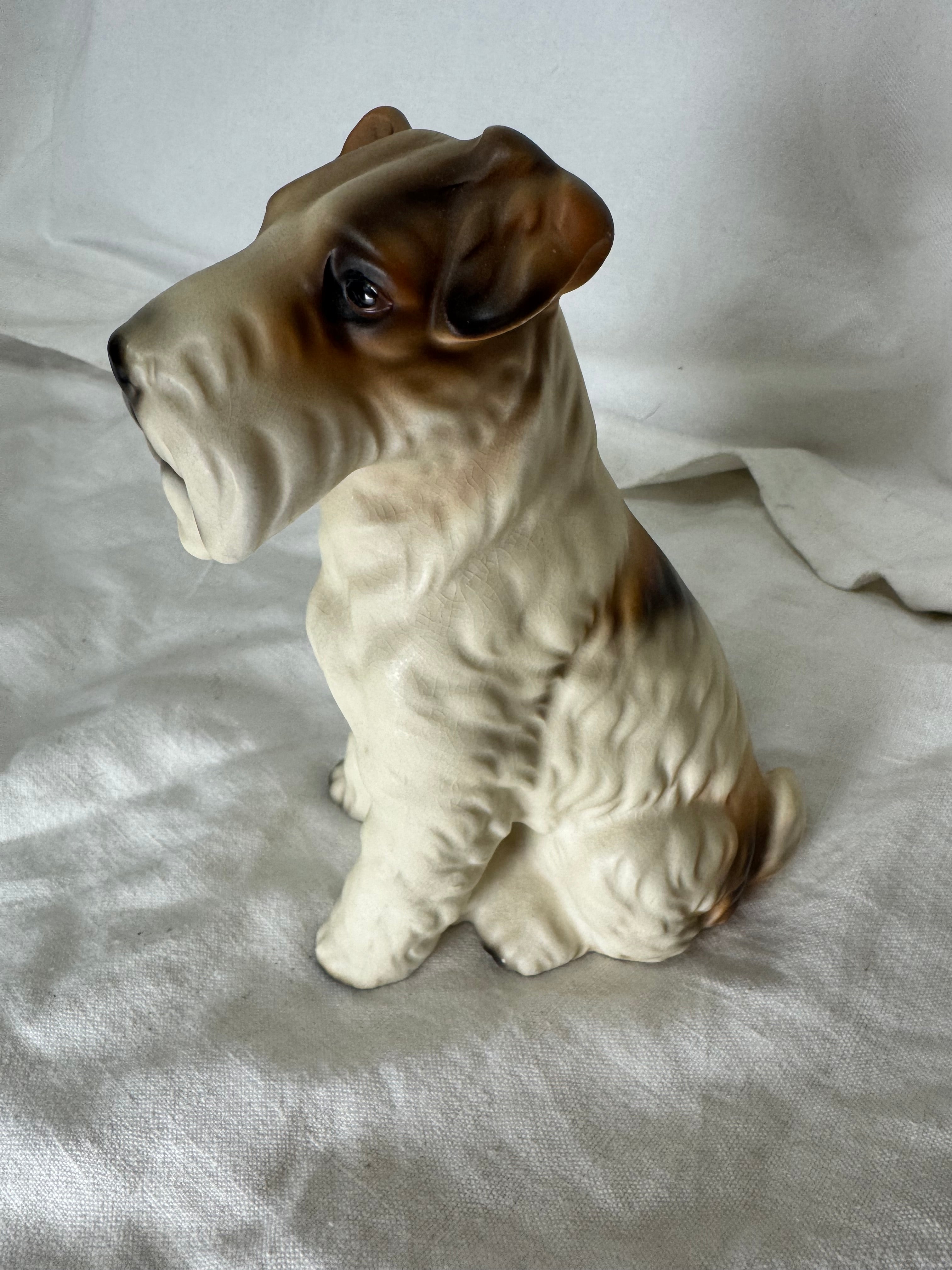 Chien en céramique