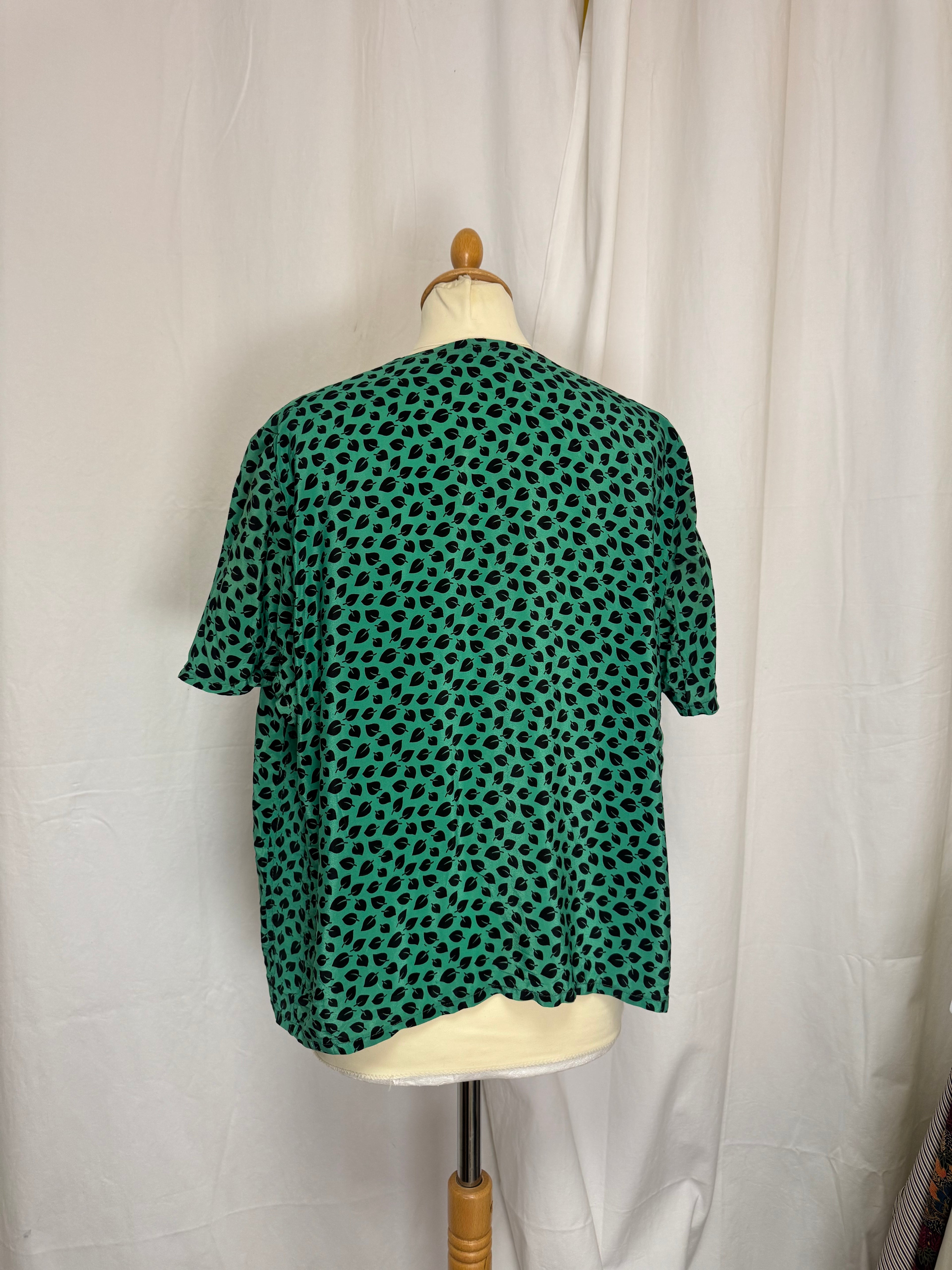 Chemise à motifs verte