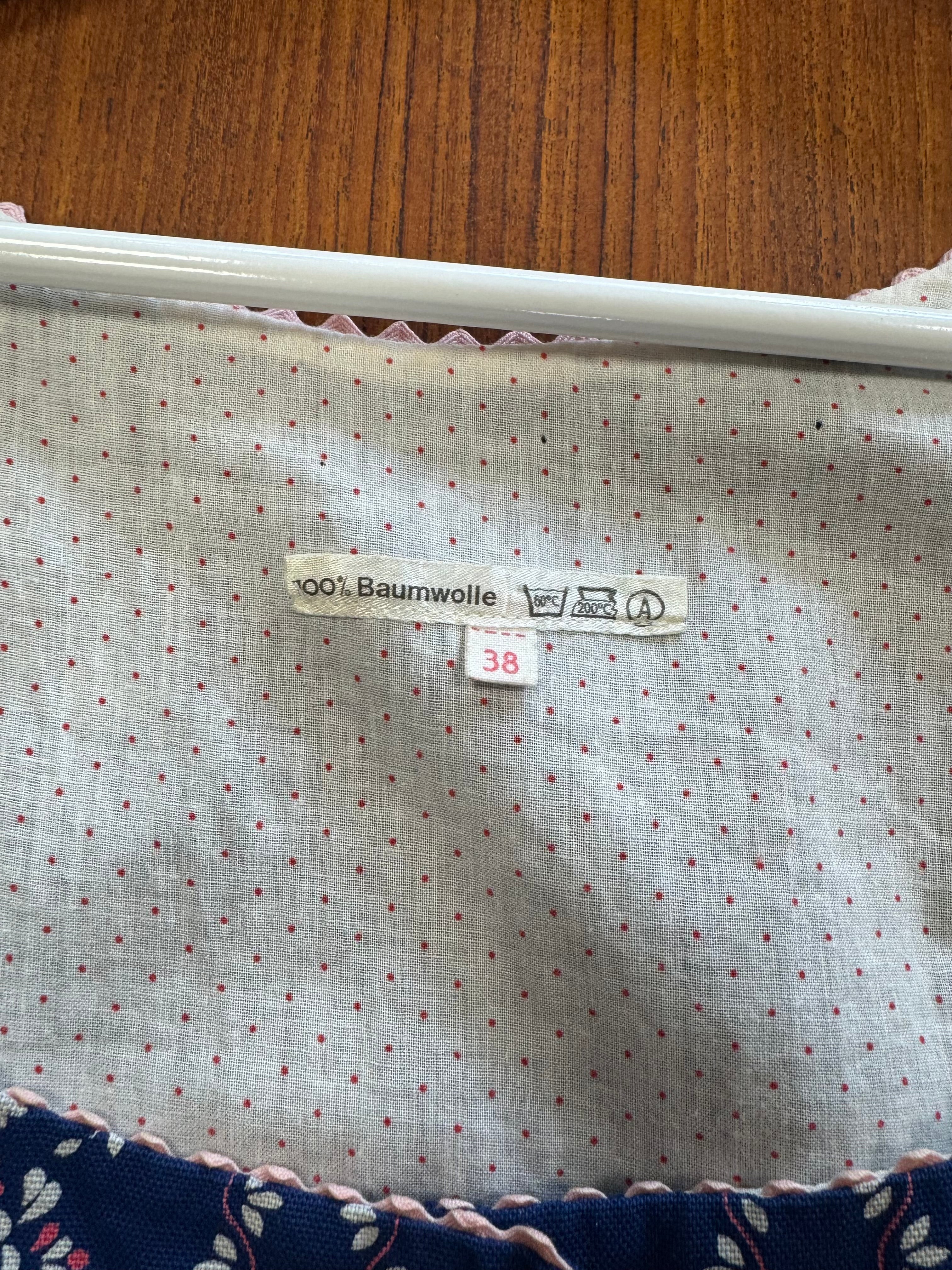 Crop top autrichien