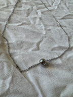 Collier en métal argenté