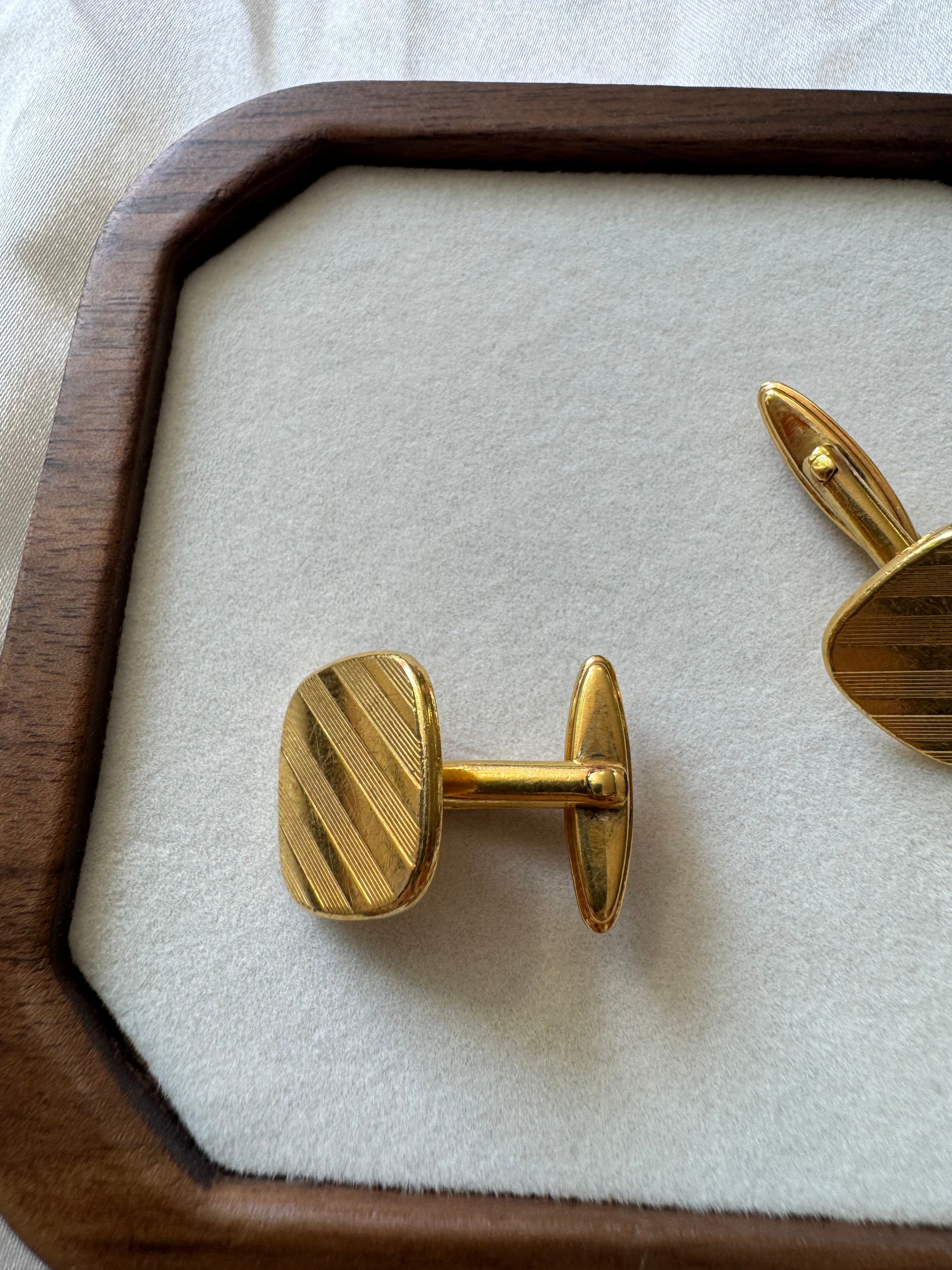 Boutons de manchette