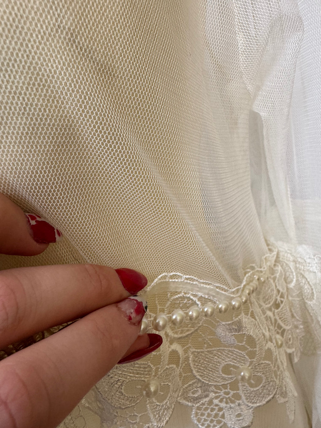 Veste longue en dentelle