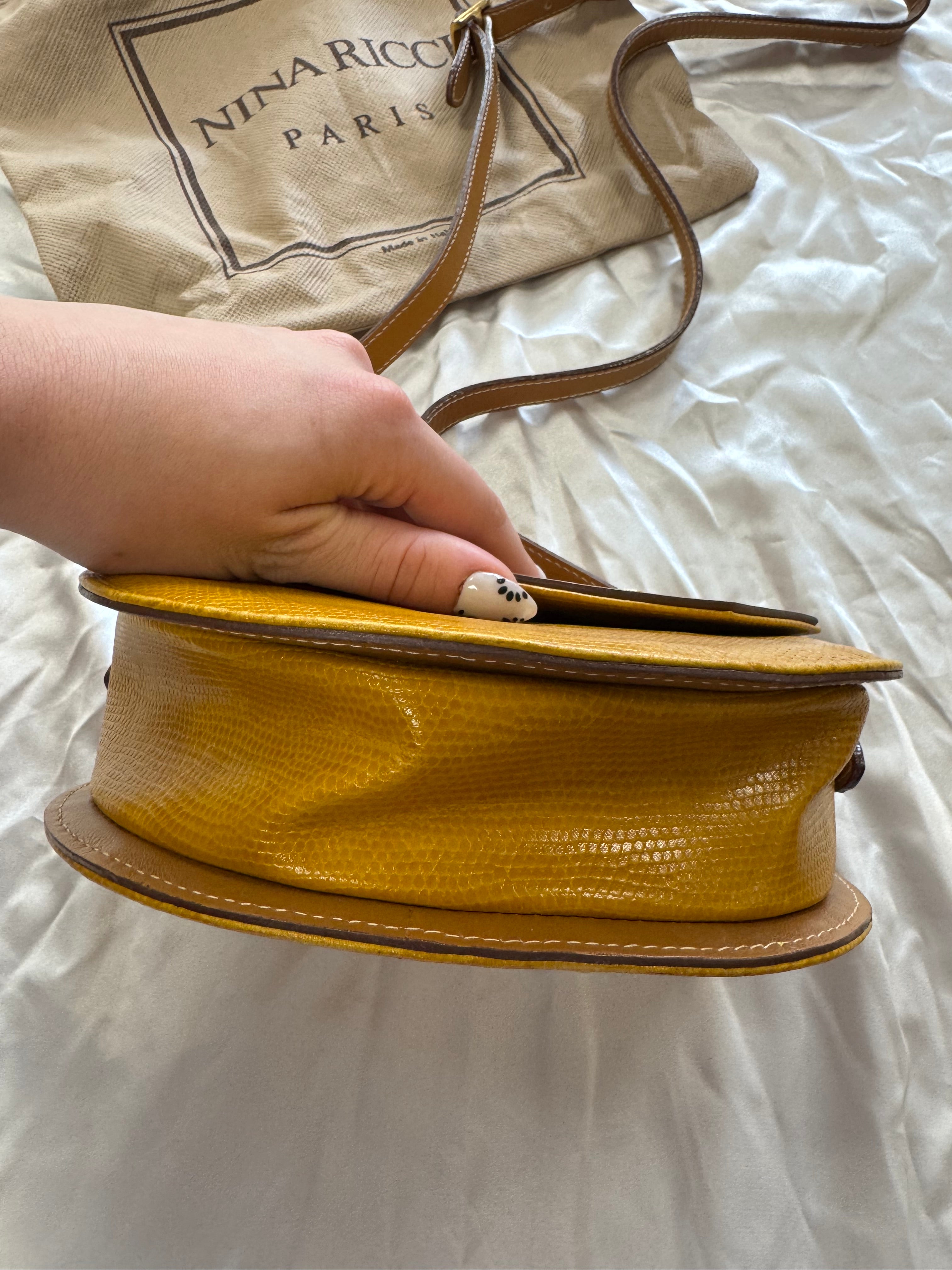 Sac jaune Nina Ricci