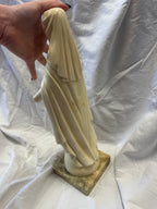 Statue de la vierge en résine