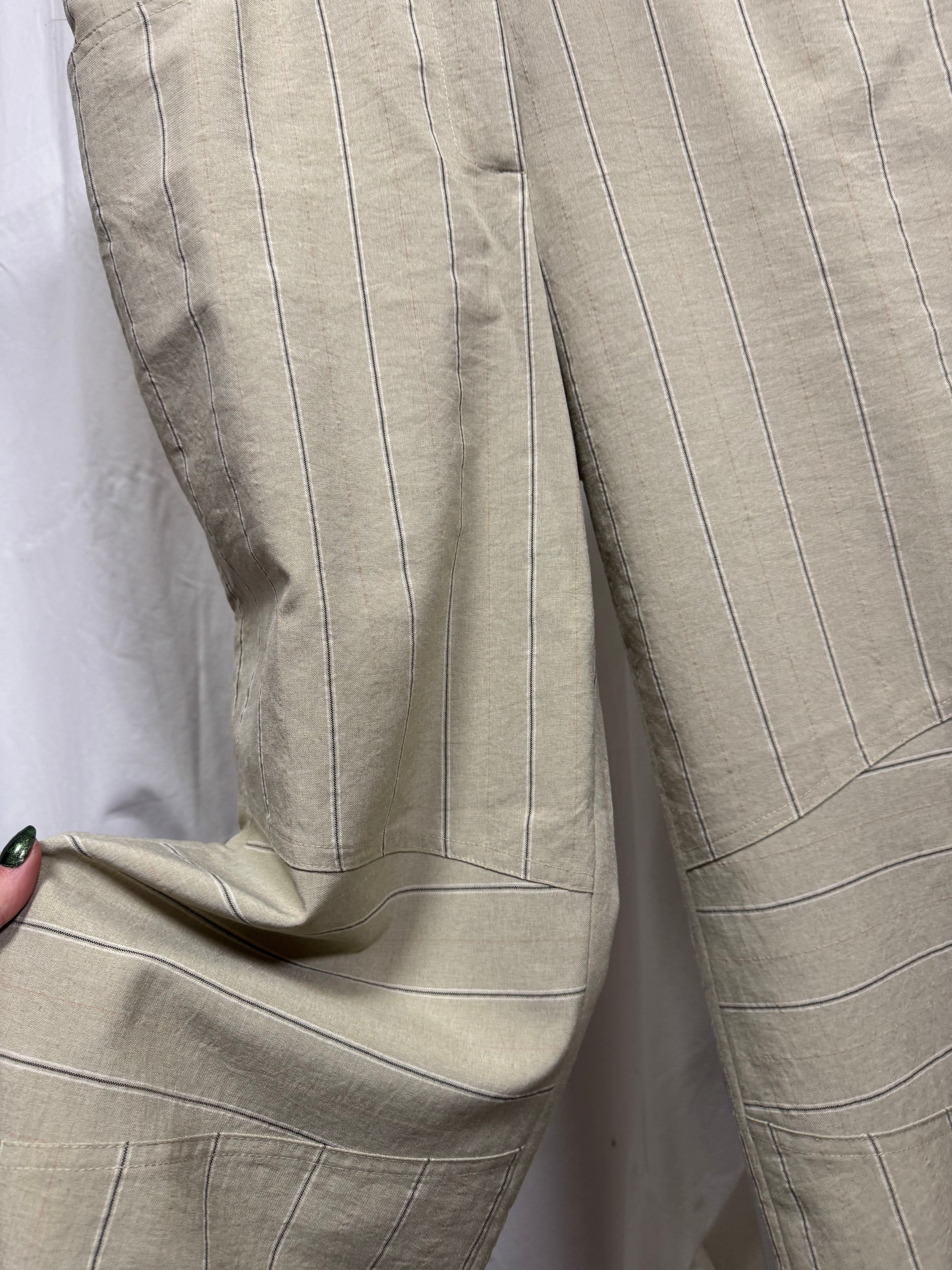 Pantalon beige à rayures