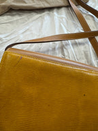 Sac jaune Nina Ricci