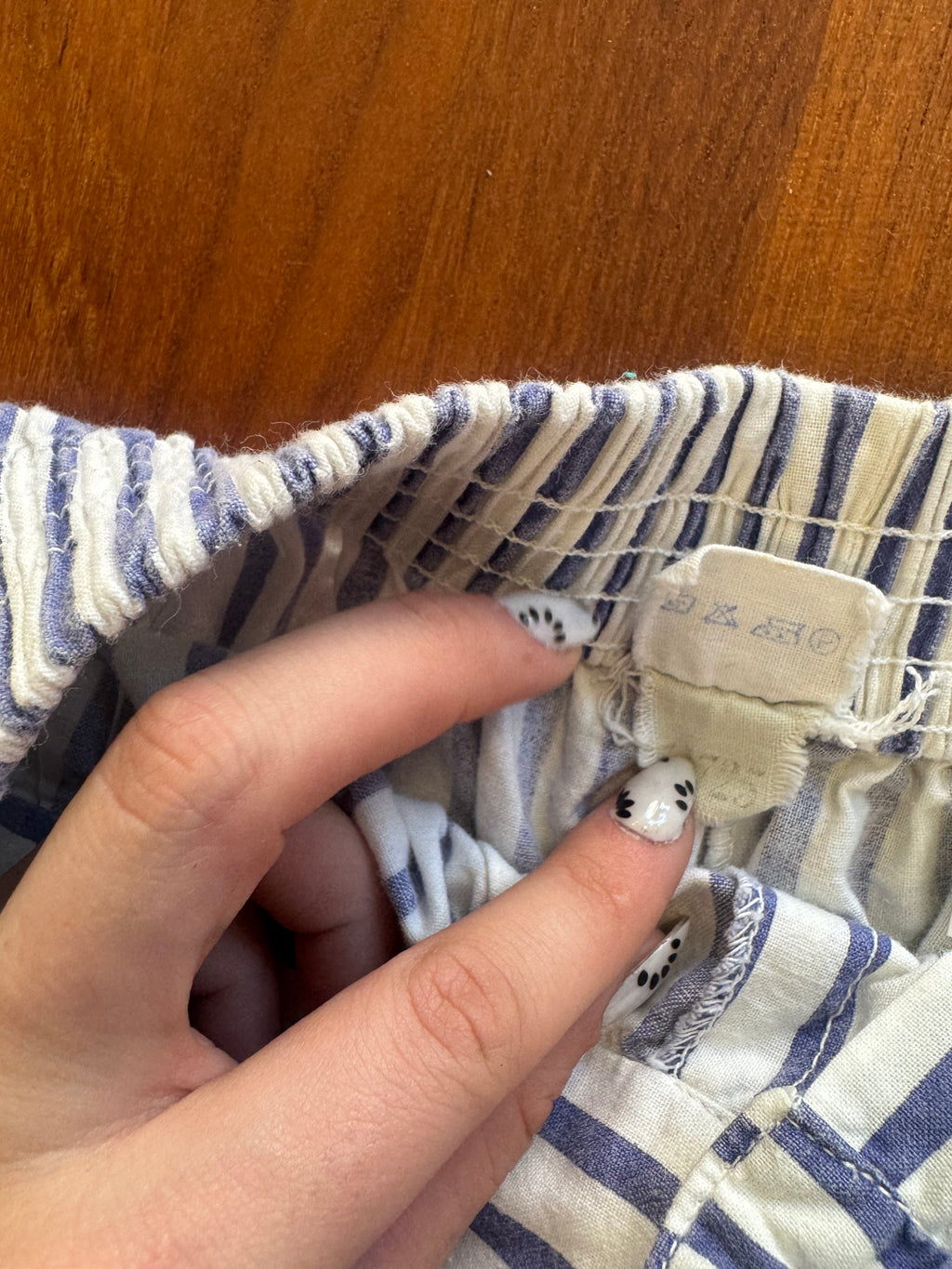 Short à rayures