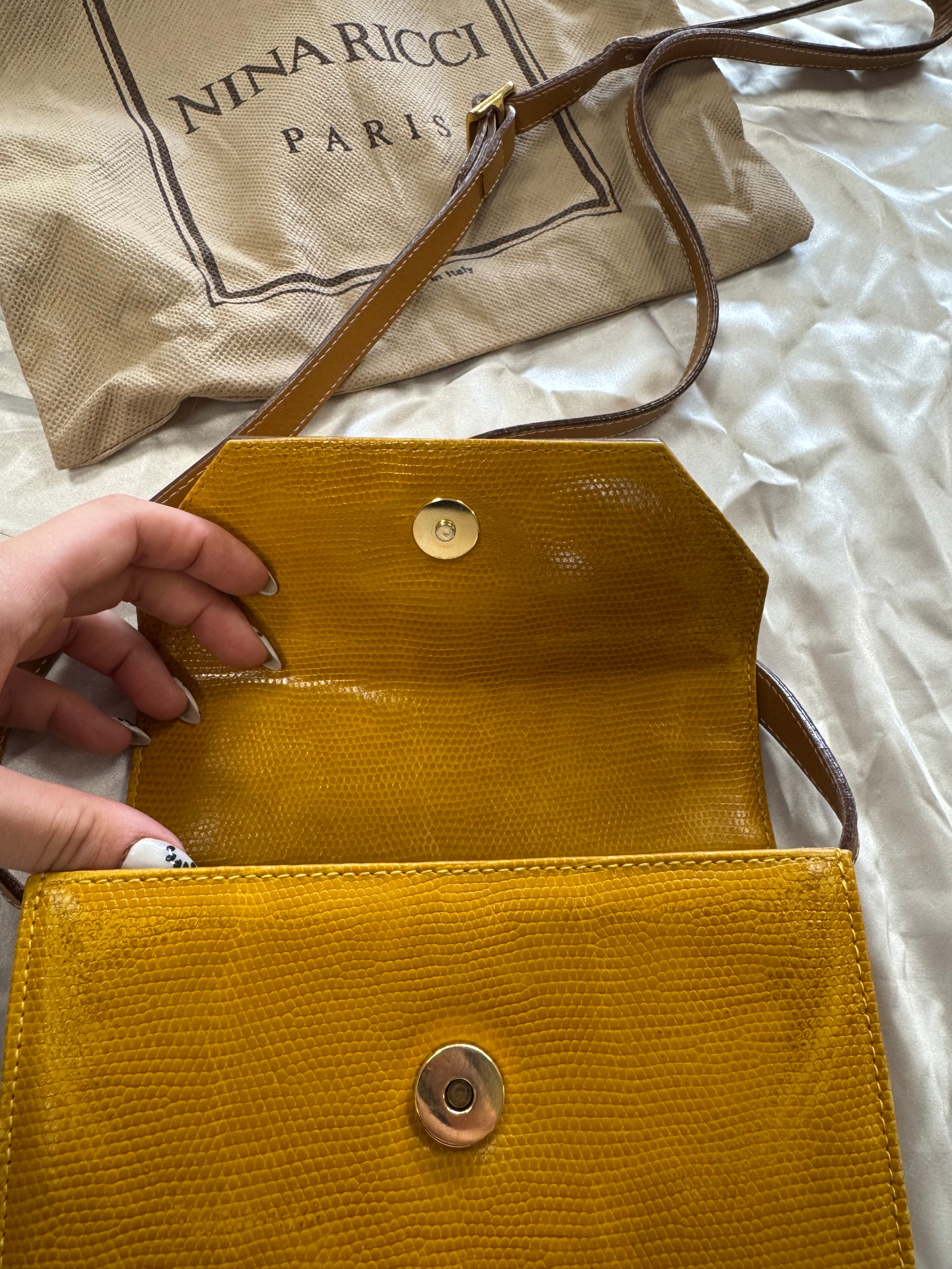 Sac jaune Nina Ricci