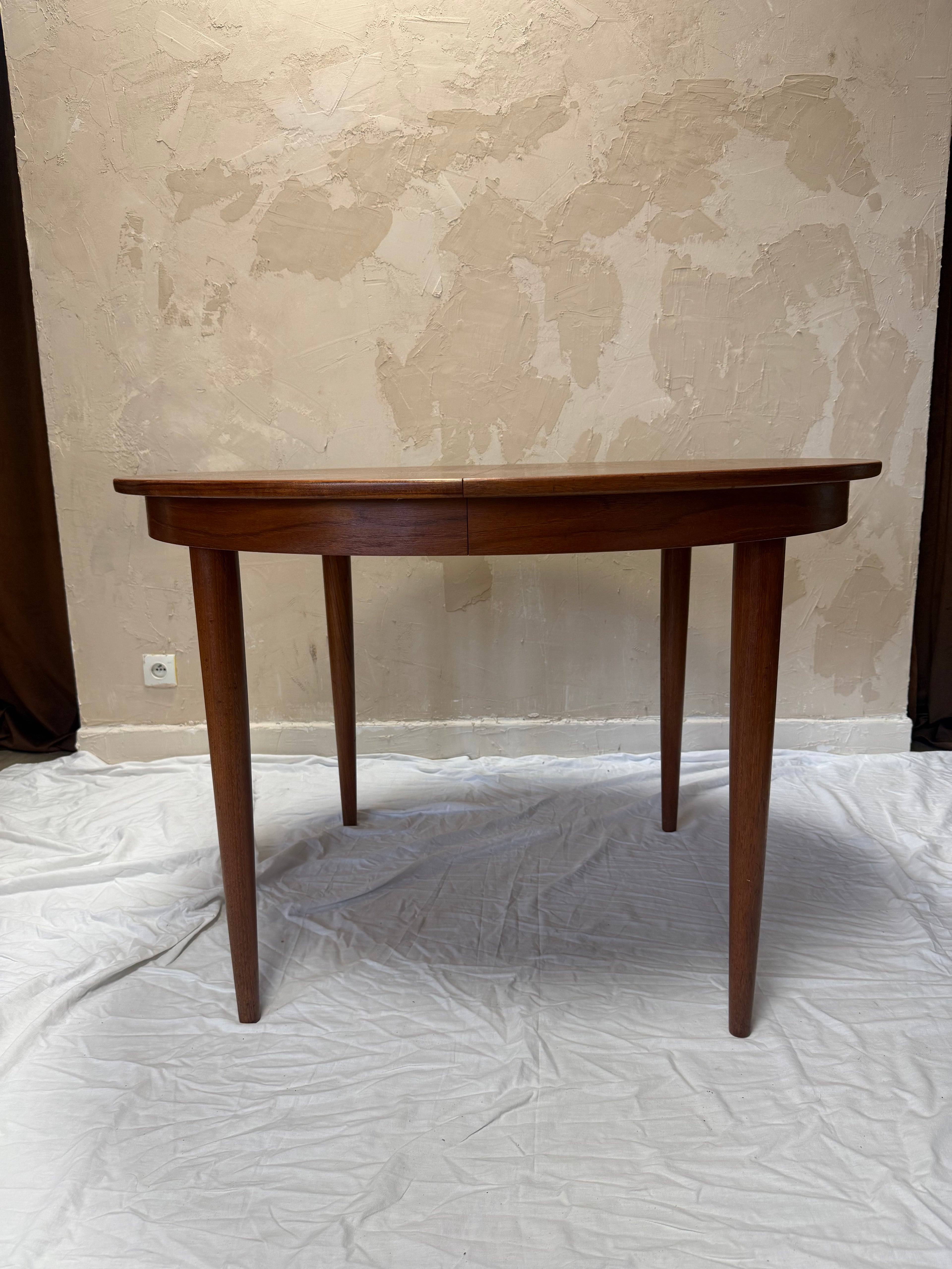 Table à manger scandinave 1960