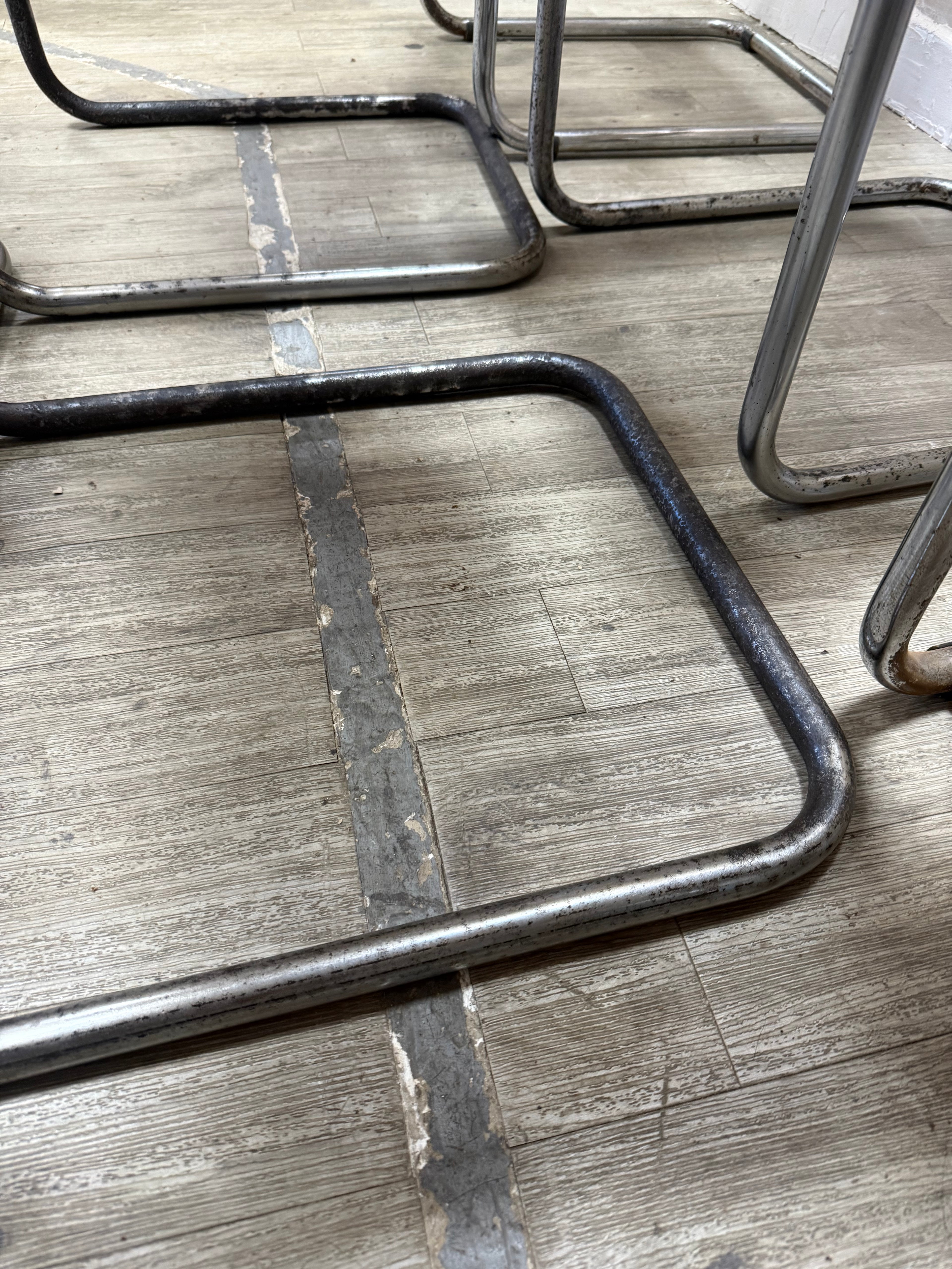 Chaises Marcel Breuer b64 1970