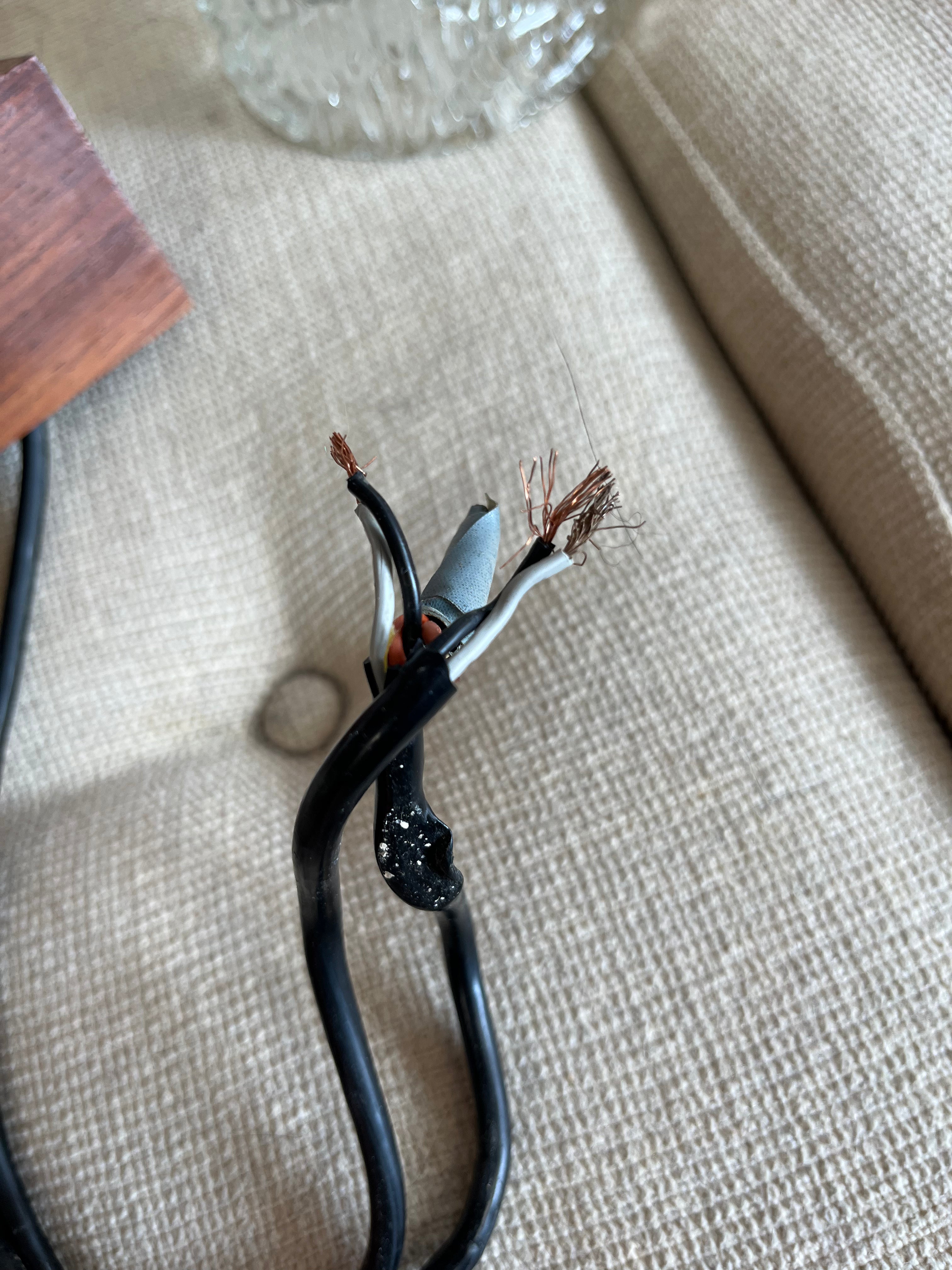 Suspension scandinave palissandre et chrome 1970