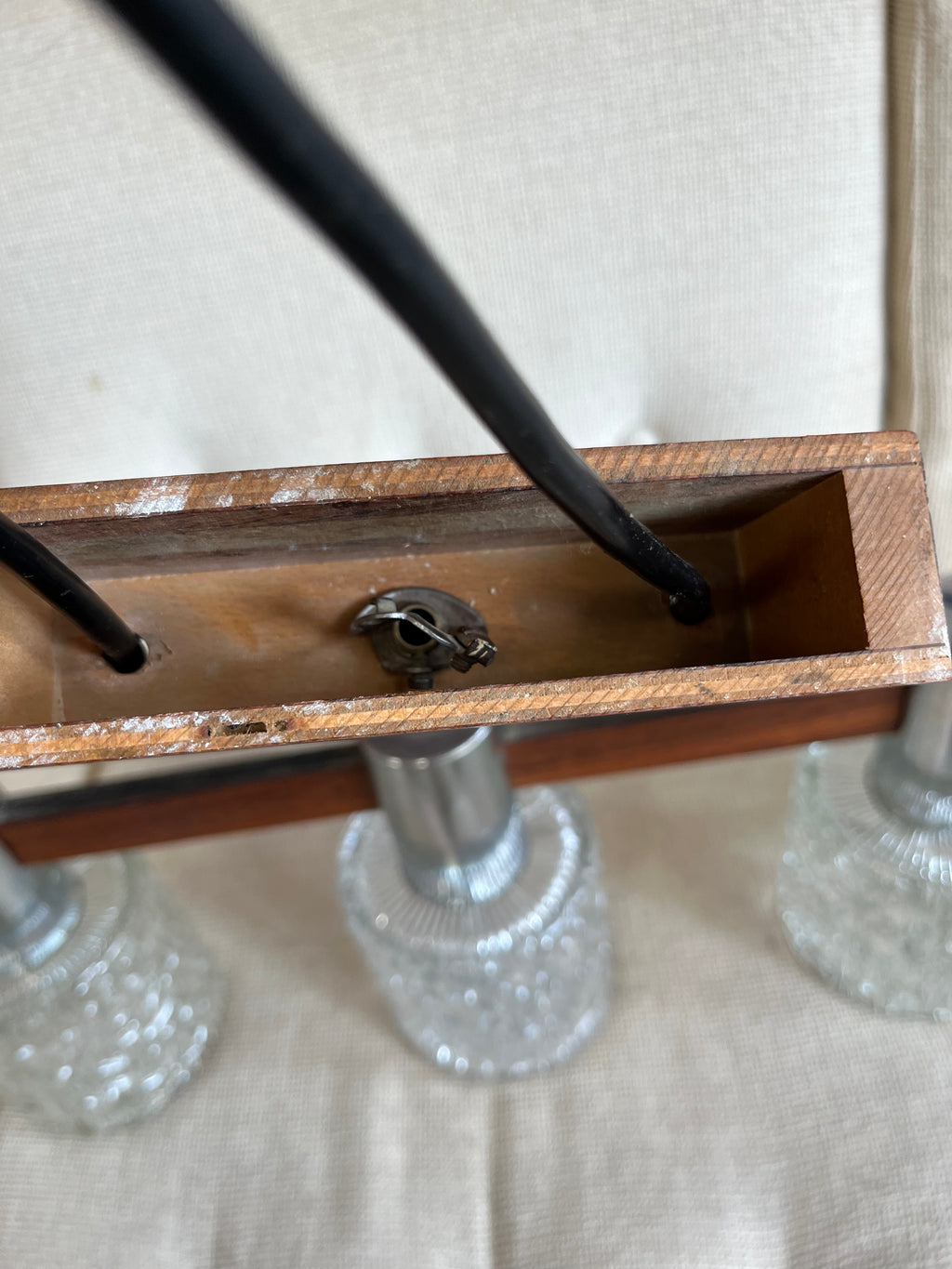 Suspension scandinave palissandre et chrome 1970