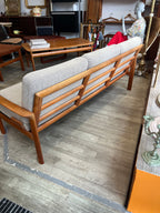 Banquette scandinave en teck massif 1970
