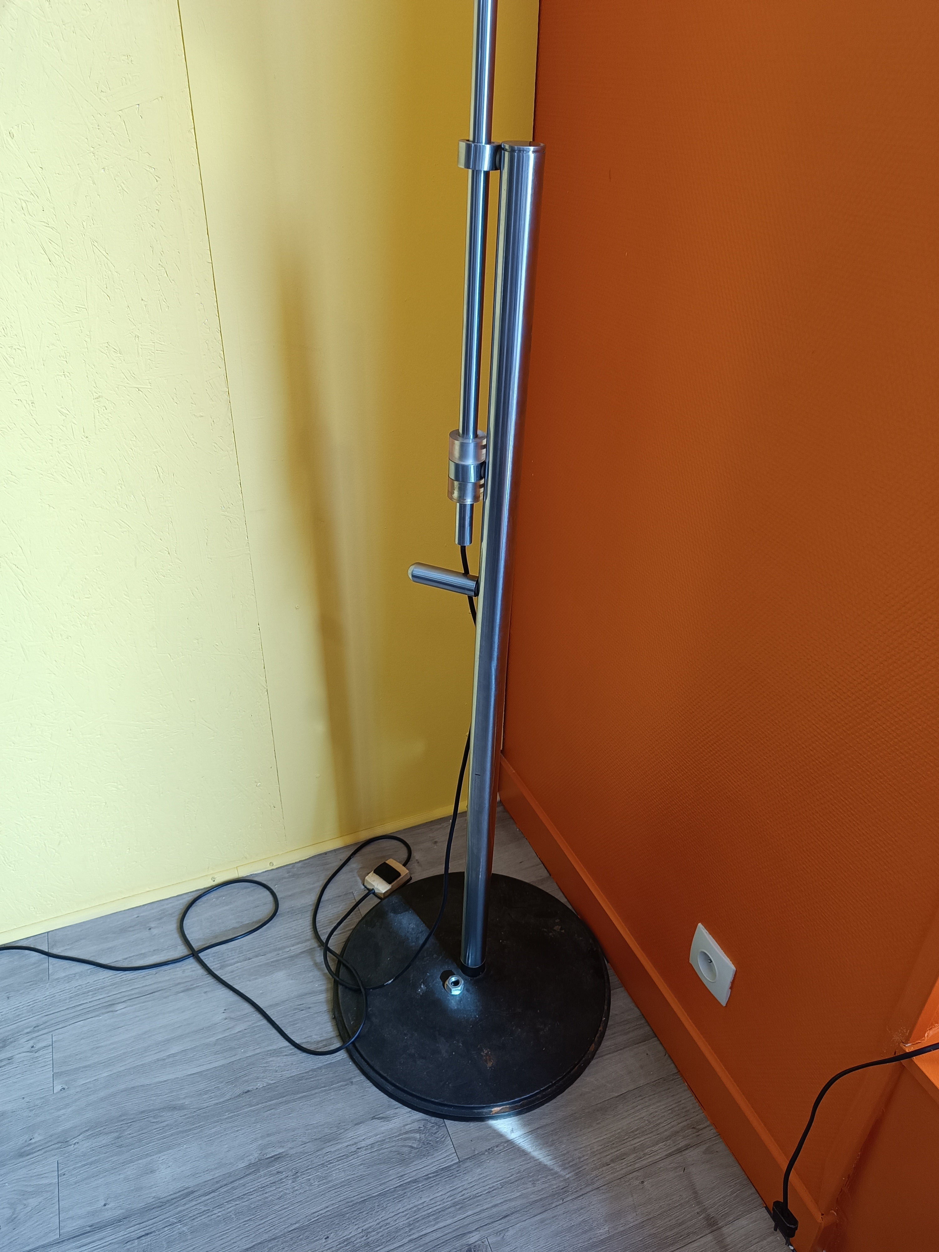 Lampadaire eyeball 70's chromé