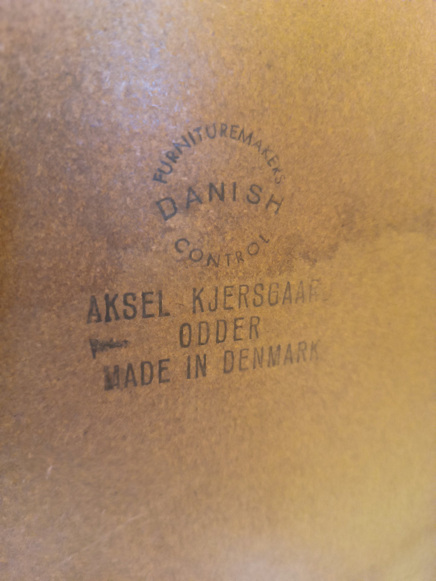 Miroir scandinave en palissandre de Aksel Kjersgaard