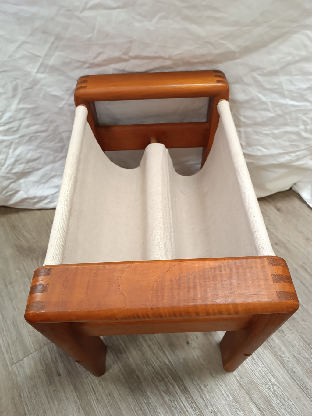 Portes revues scandinave en teck massif