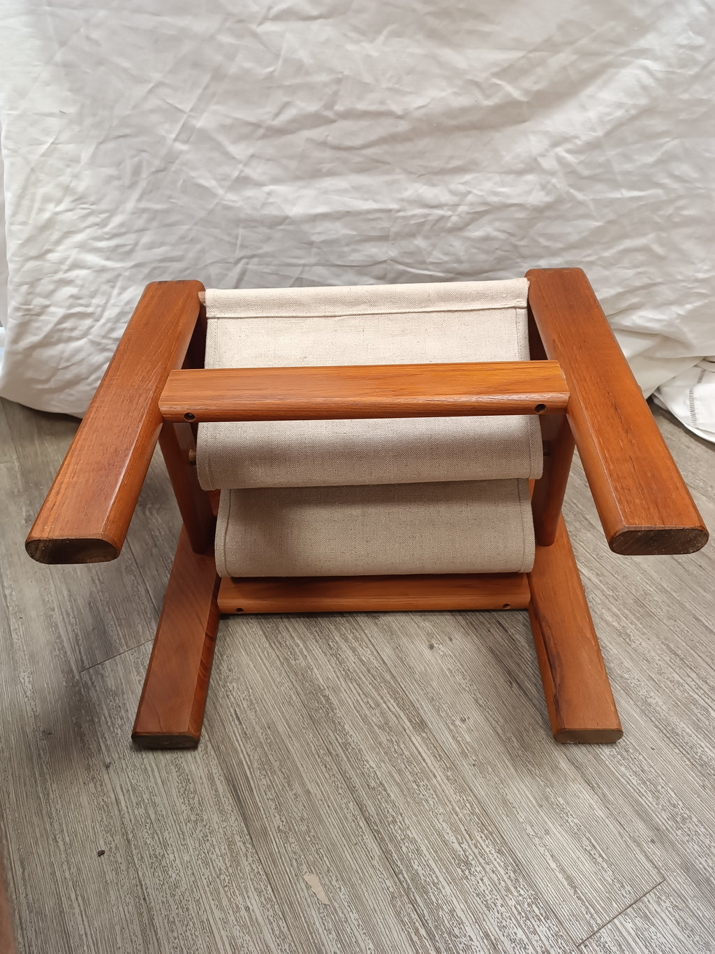 Portes revues scandinave en teck massif