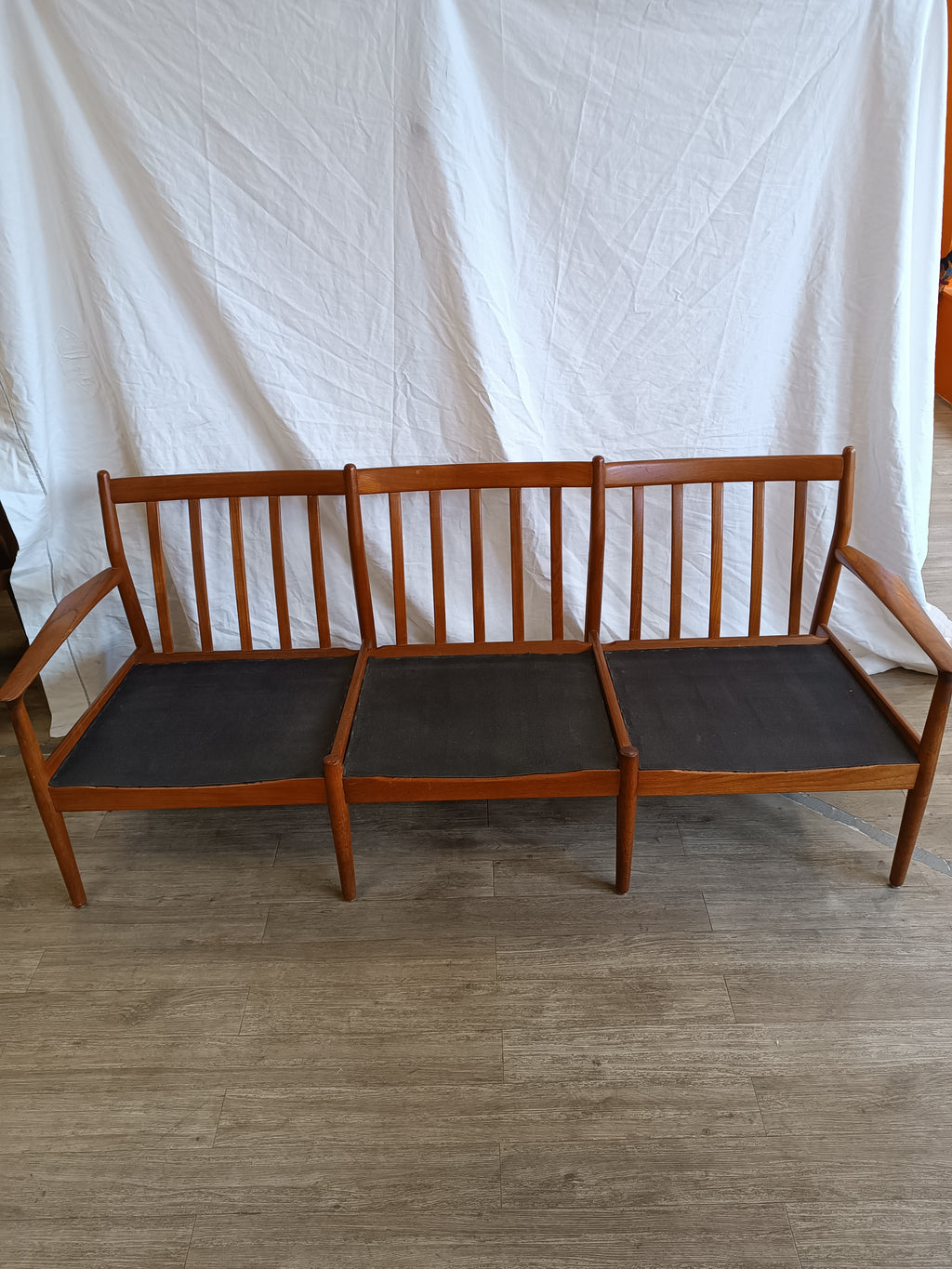 Banquette scandinave de Grete Jalk 1960's