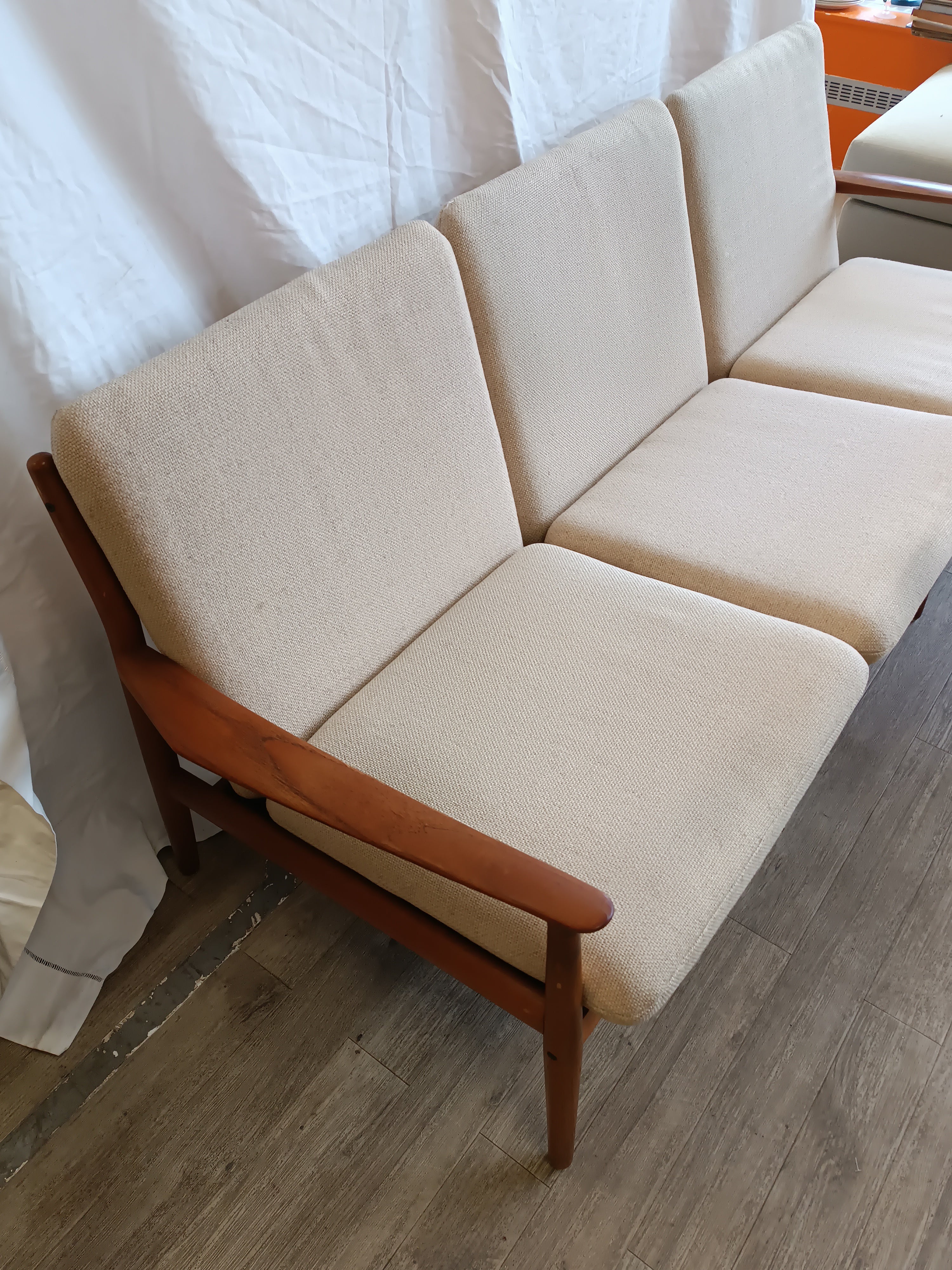 Banquette scandinave de Grete Jalk 1960's