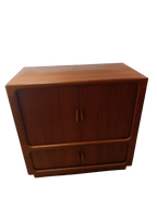 Commode scandinave à portes coulissantes en teck massif