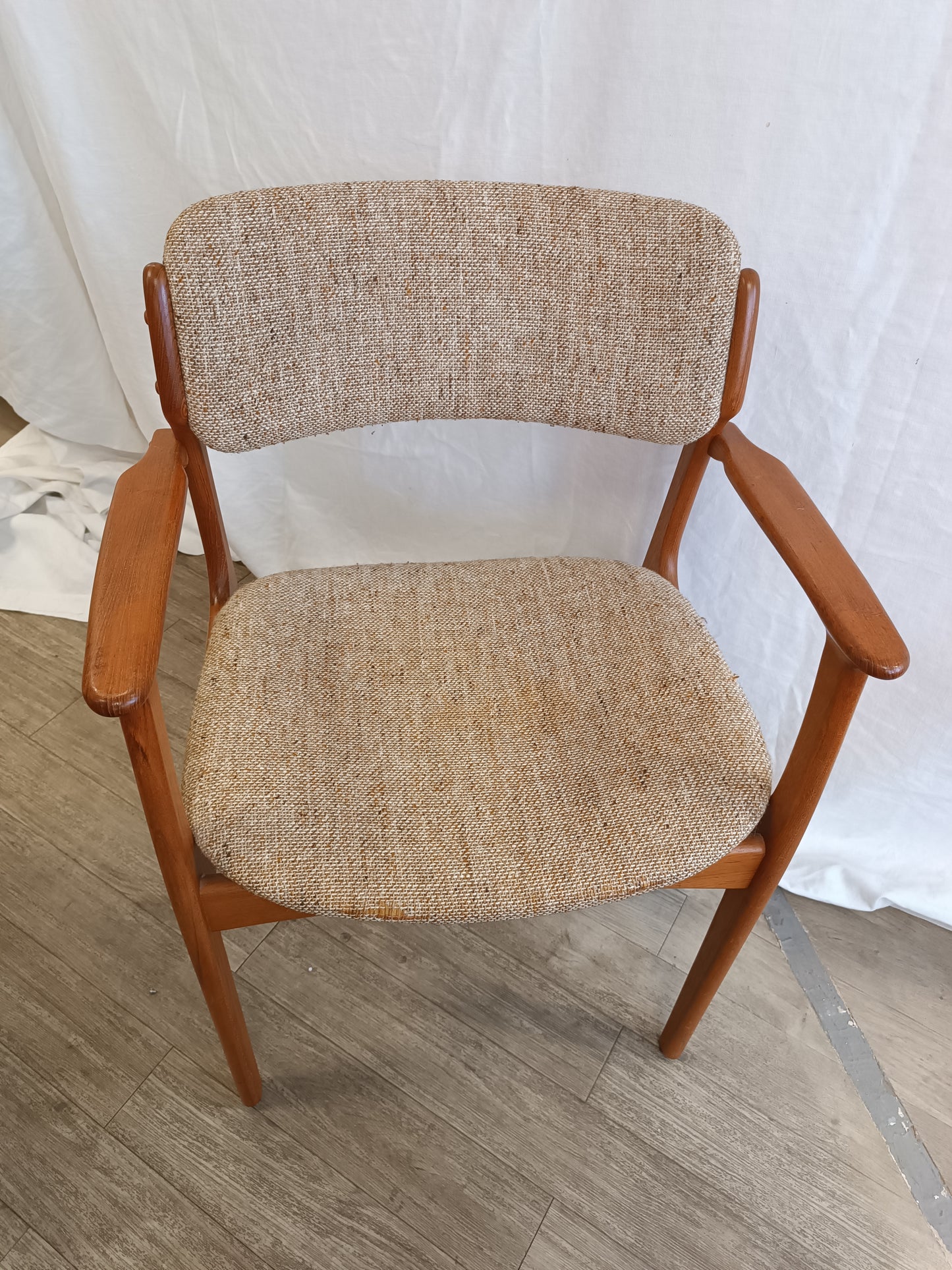 Fauteuil de bureau scandinave en teck massif