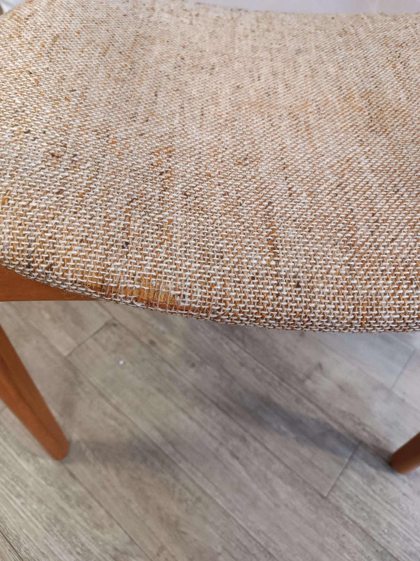 Fauteuil de bureau scandinave en teck massif