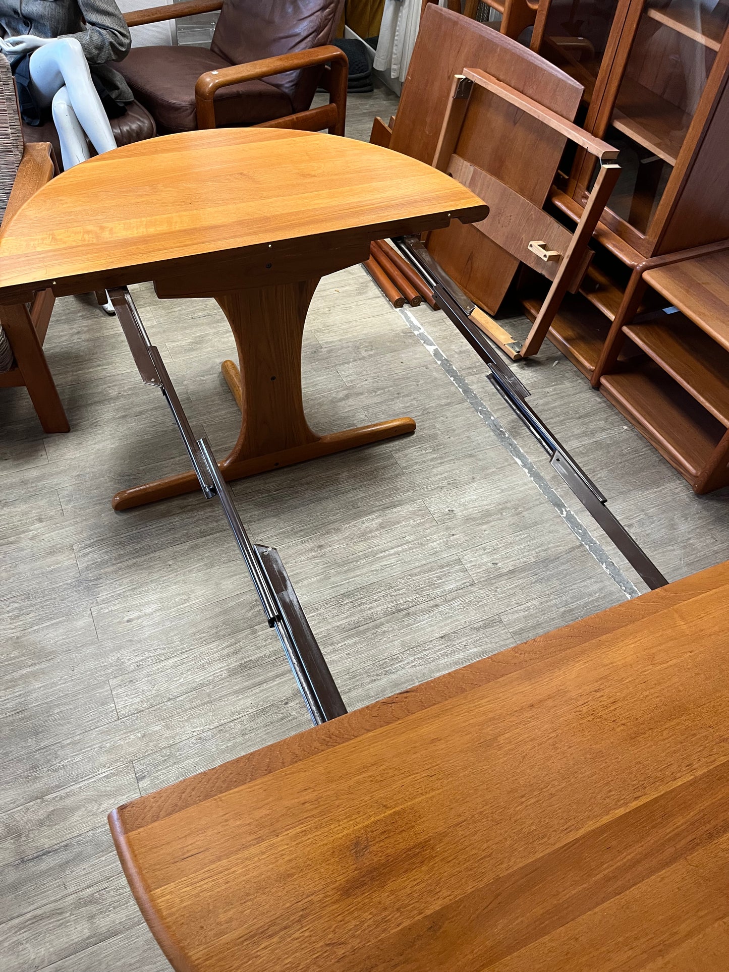 Table à manger scandinave en teck massif Juul Kristiansen 1960