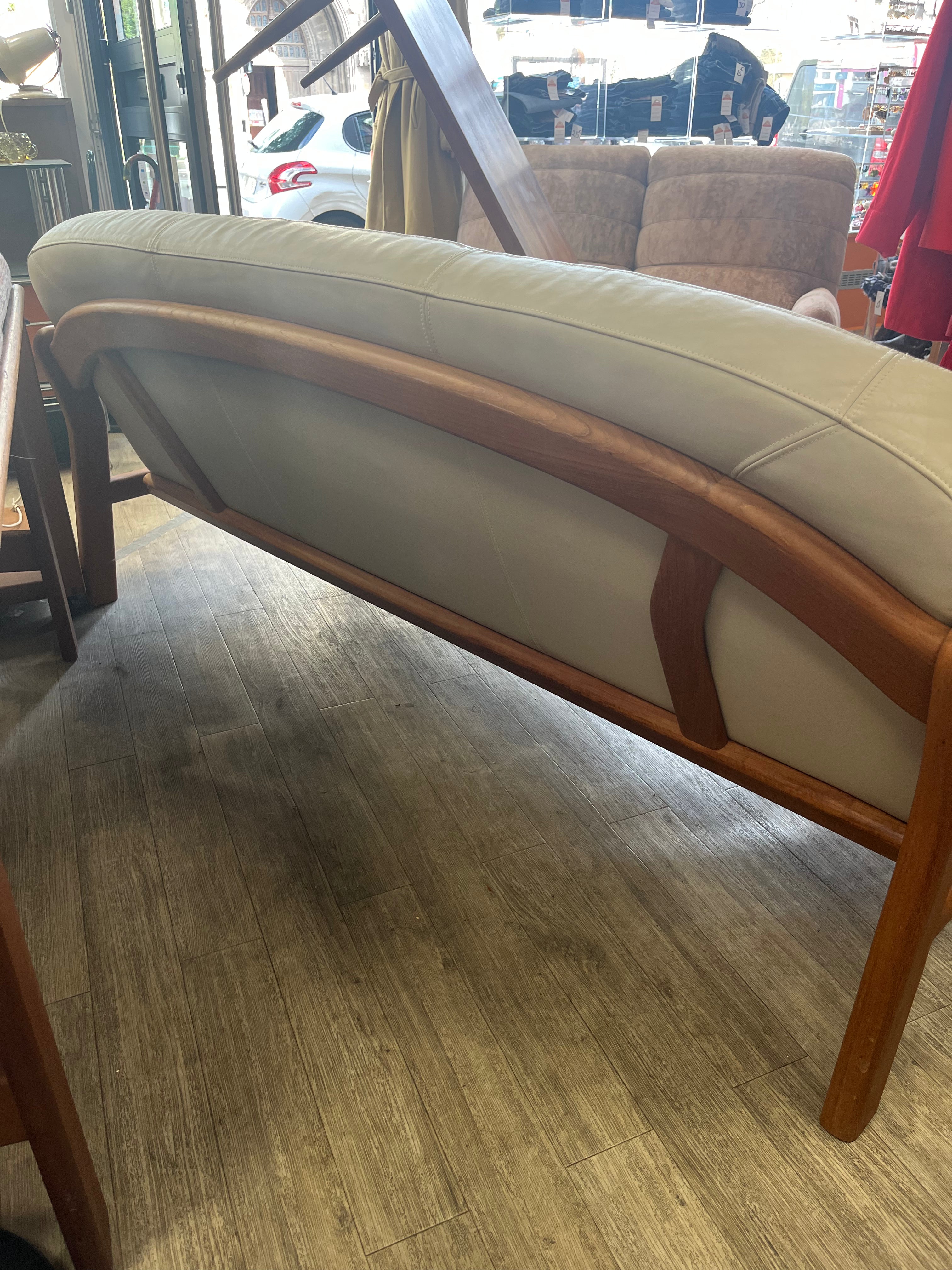 Banquette scandinave en teck massif et cuir 1970