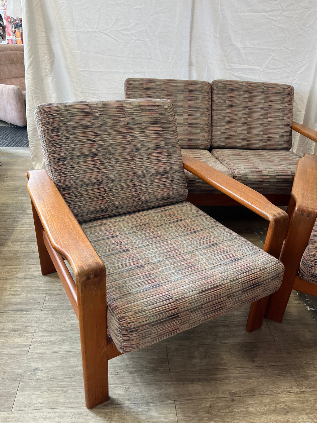 Salon scandinave en teck massif 1970