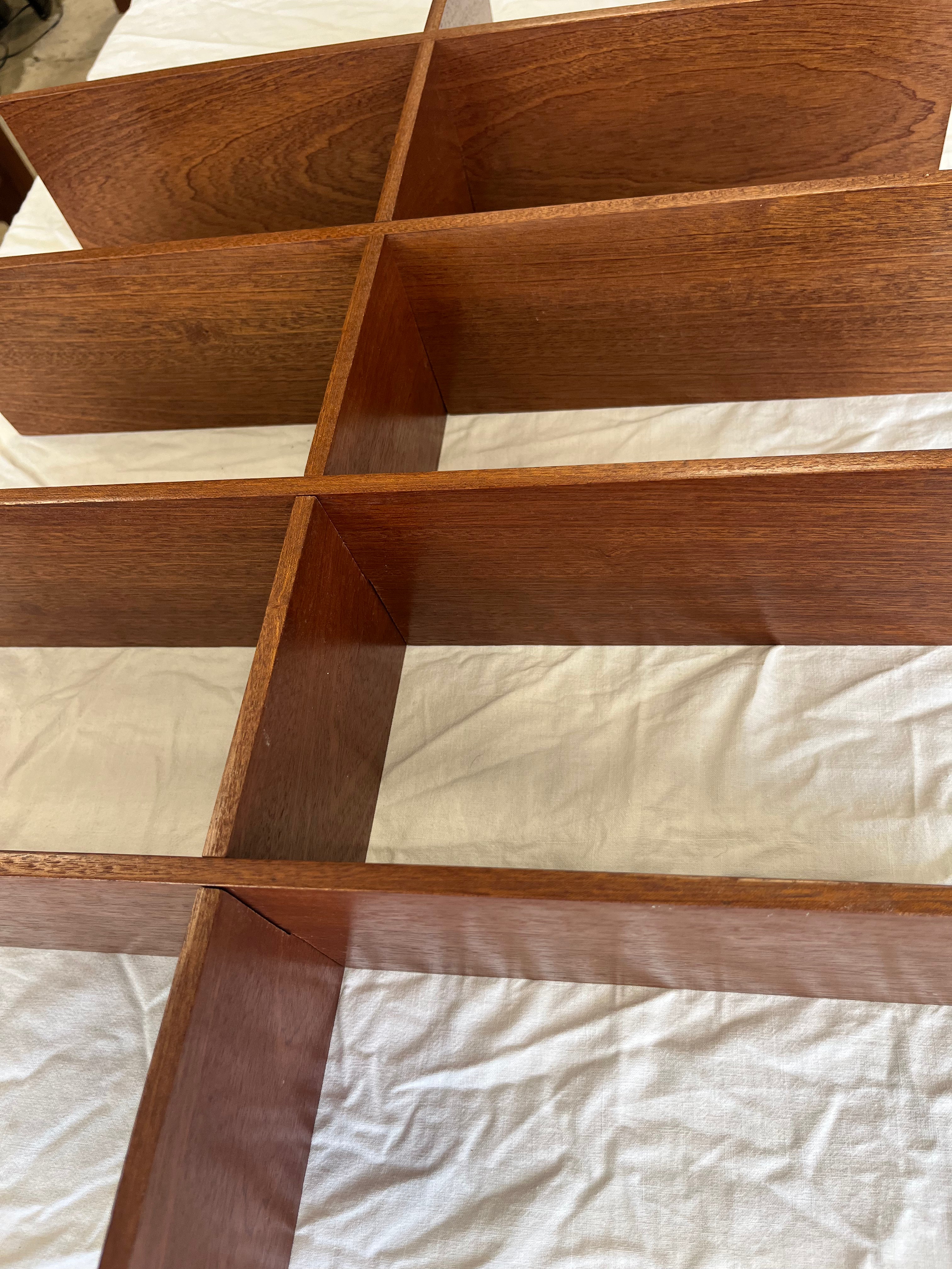 Étagère murale scandinave en teck 1970