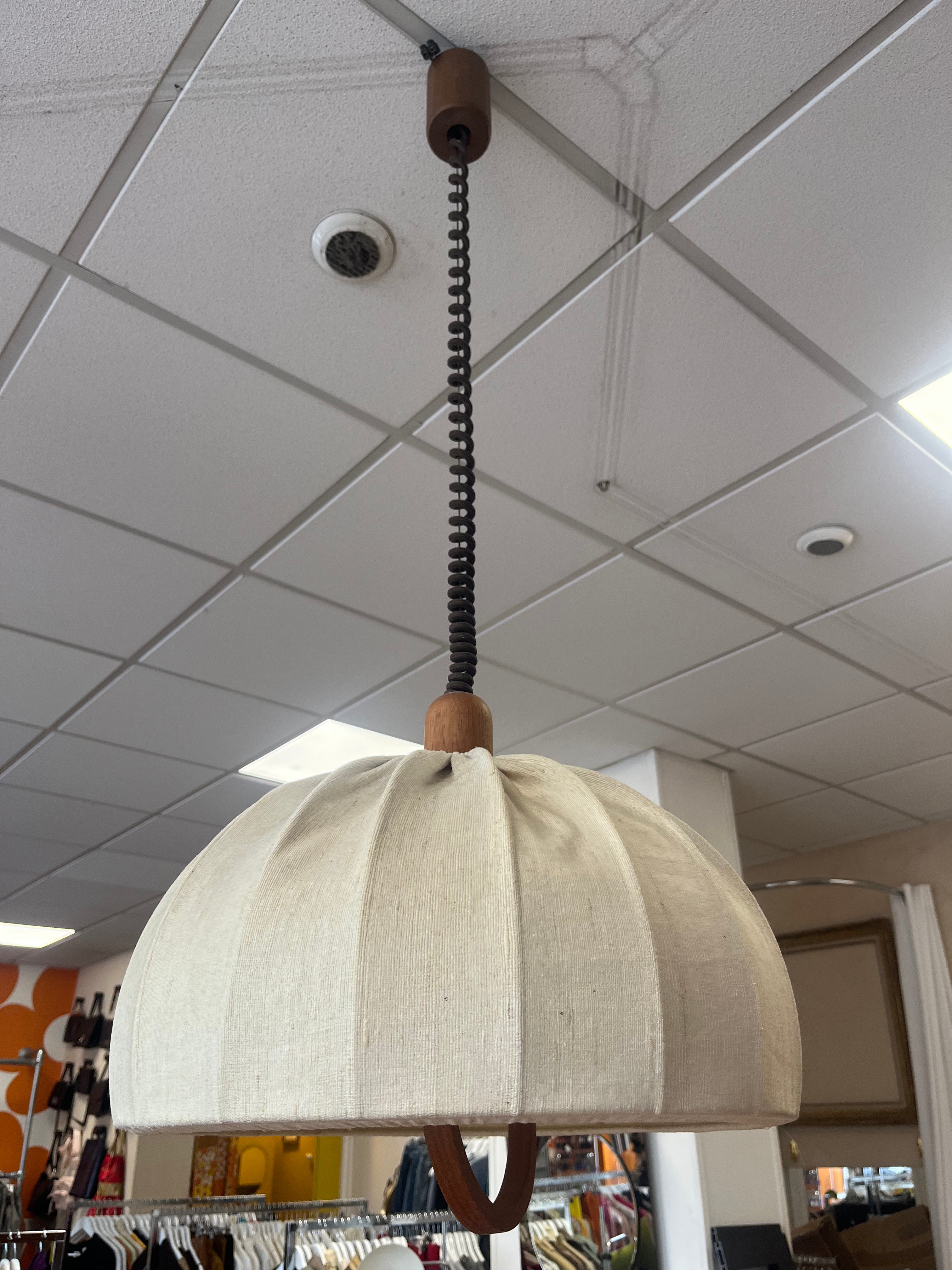 Plafonnier scandinave en teck « Domus » 1970