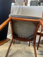 Chaises scandinaves en teck massif 1960