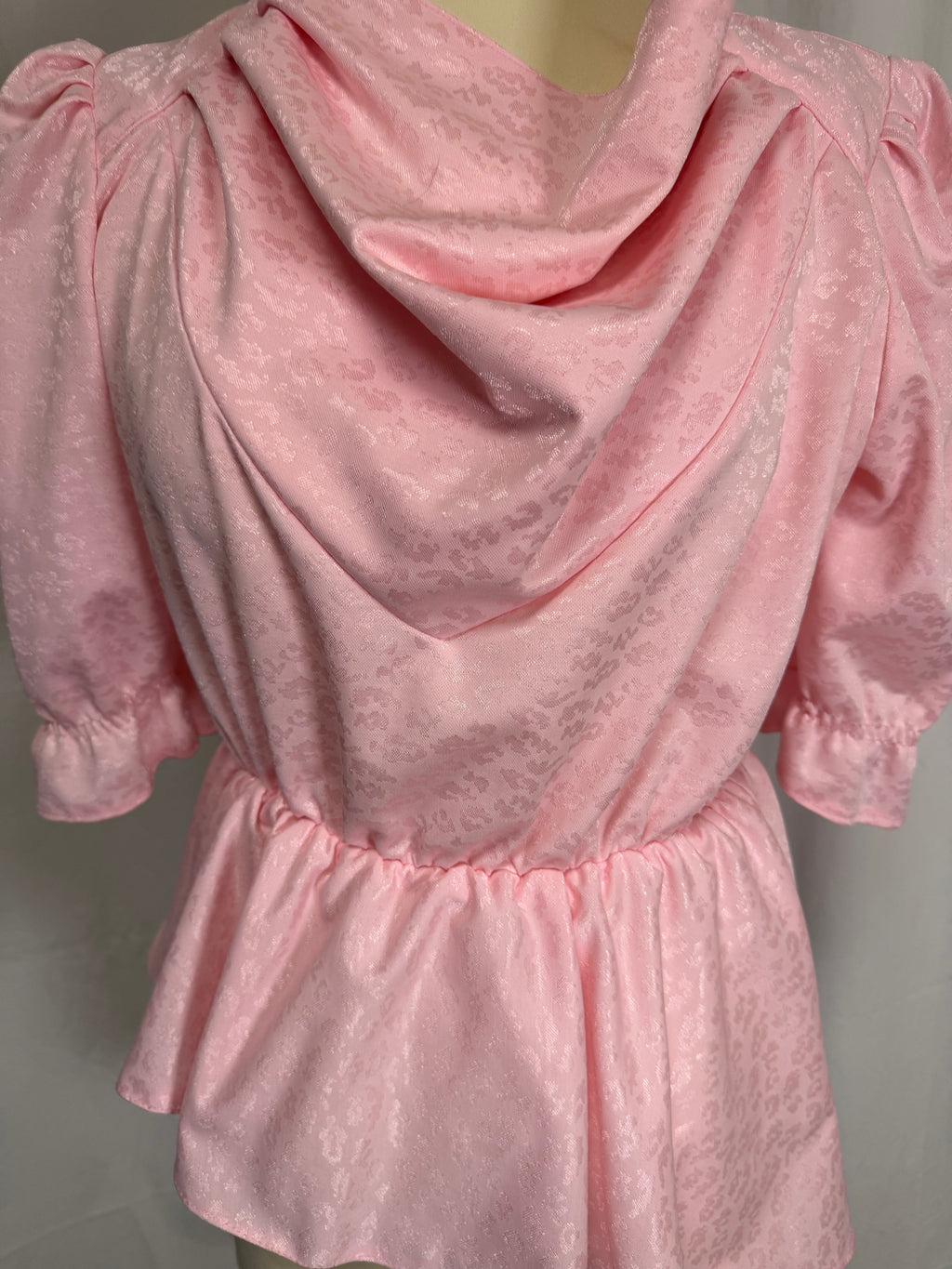 Blouse asymétrique 80s