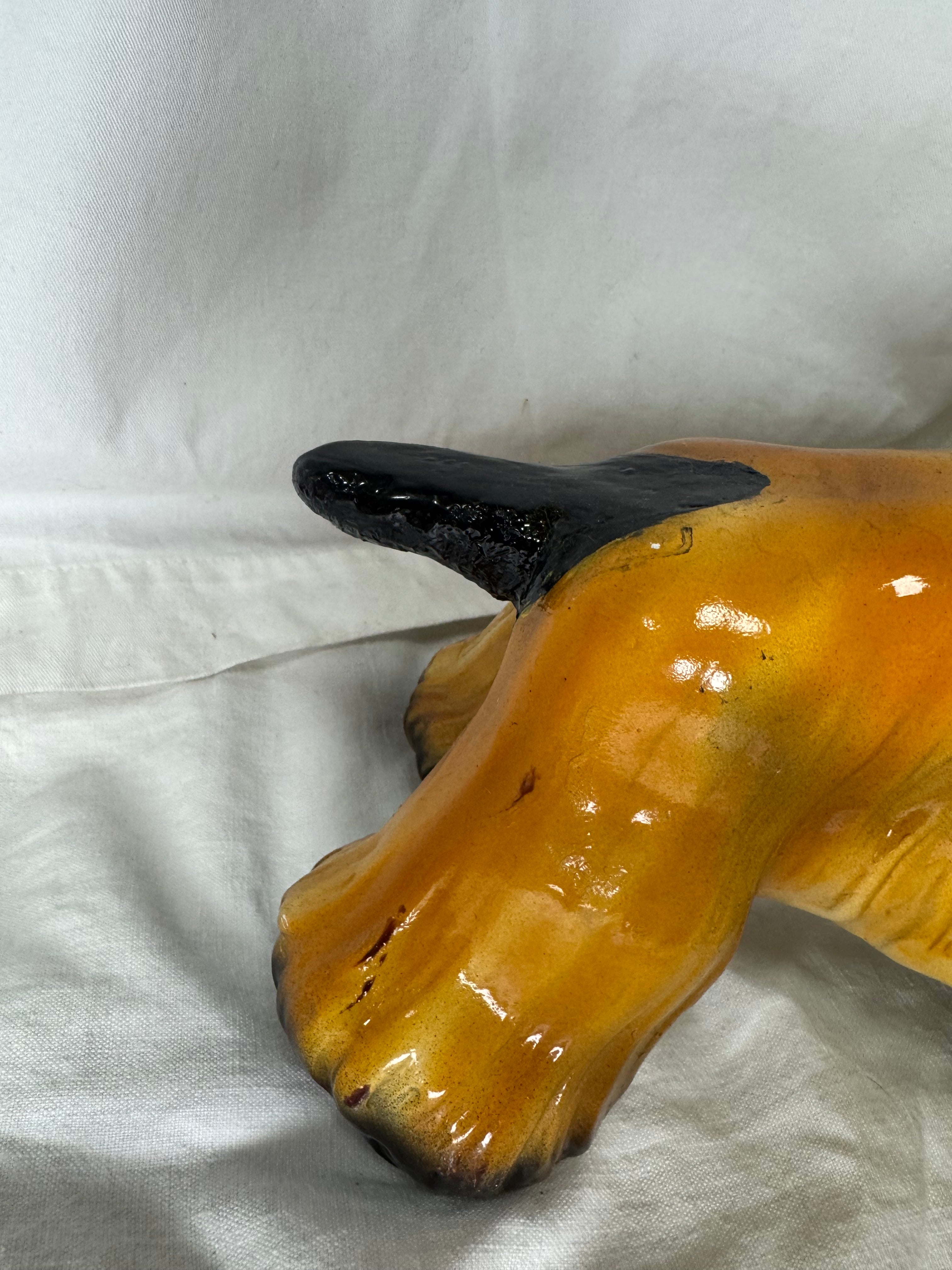 Chien en céramique