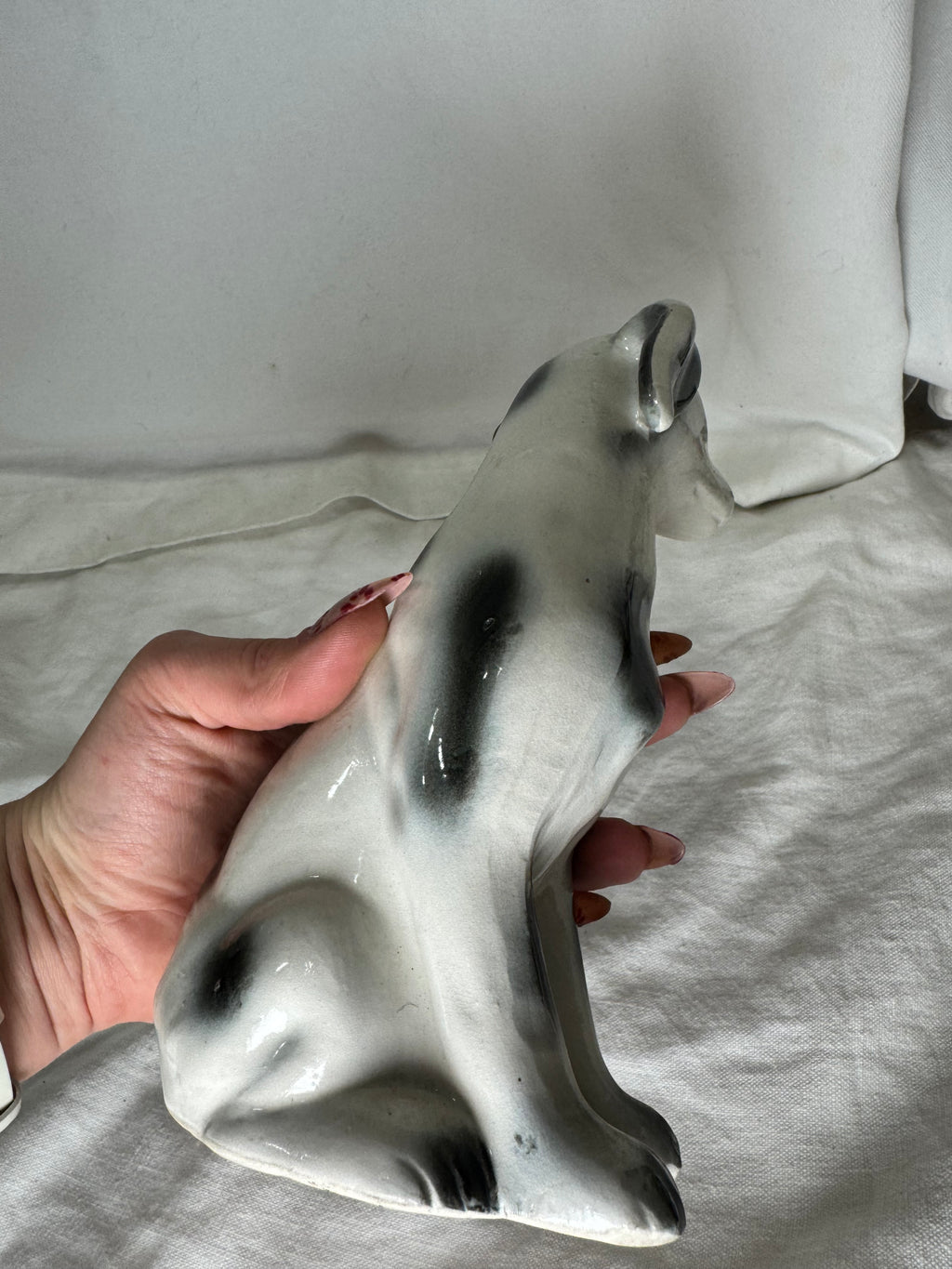 Chien en céramique